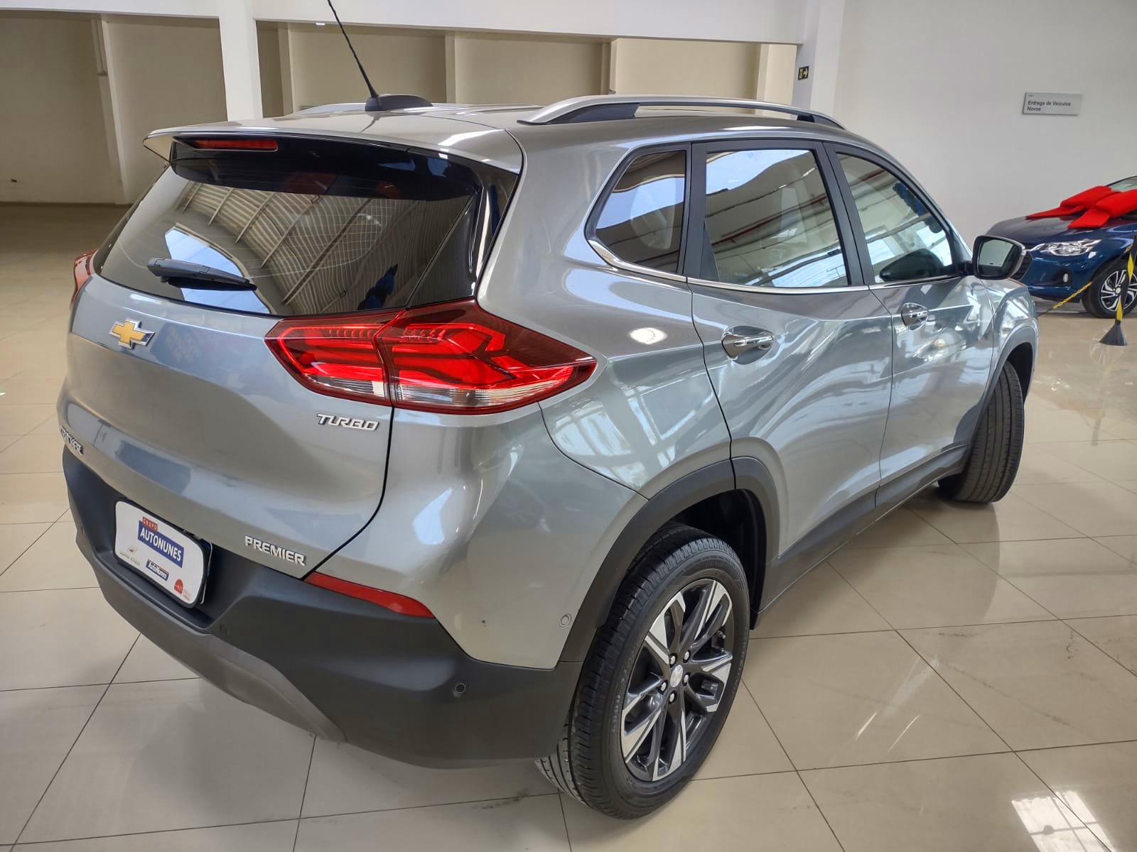 CHEVROLET TRACKER