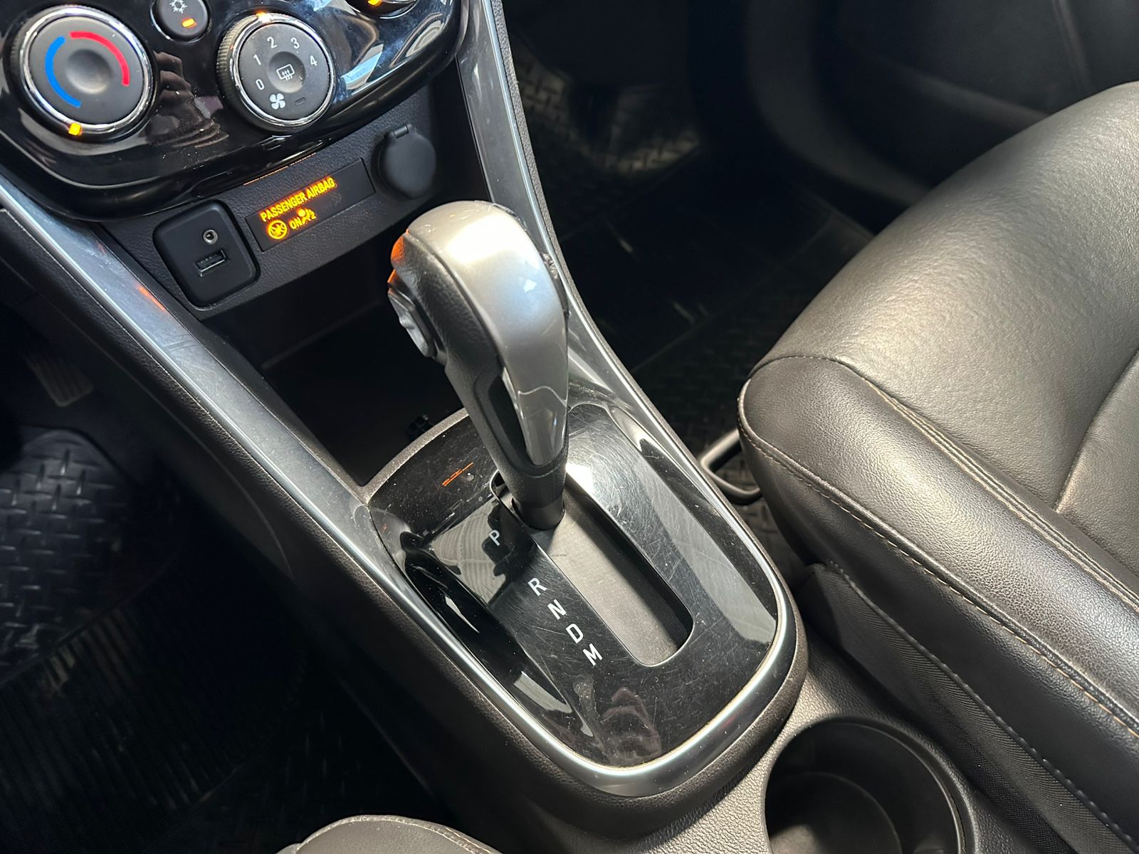 CHEVROLET TRACKER