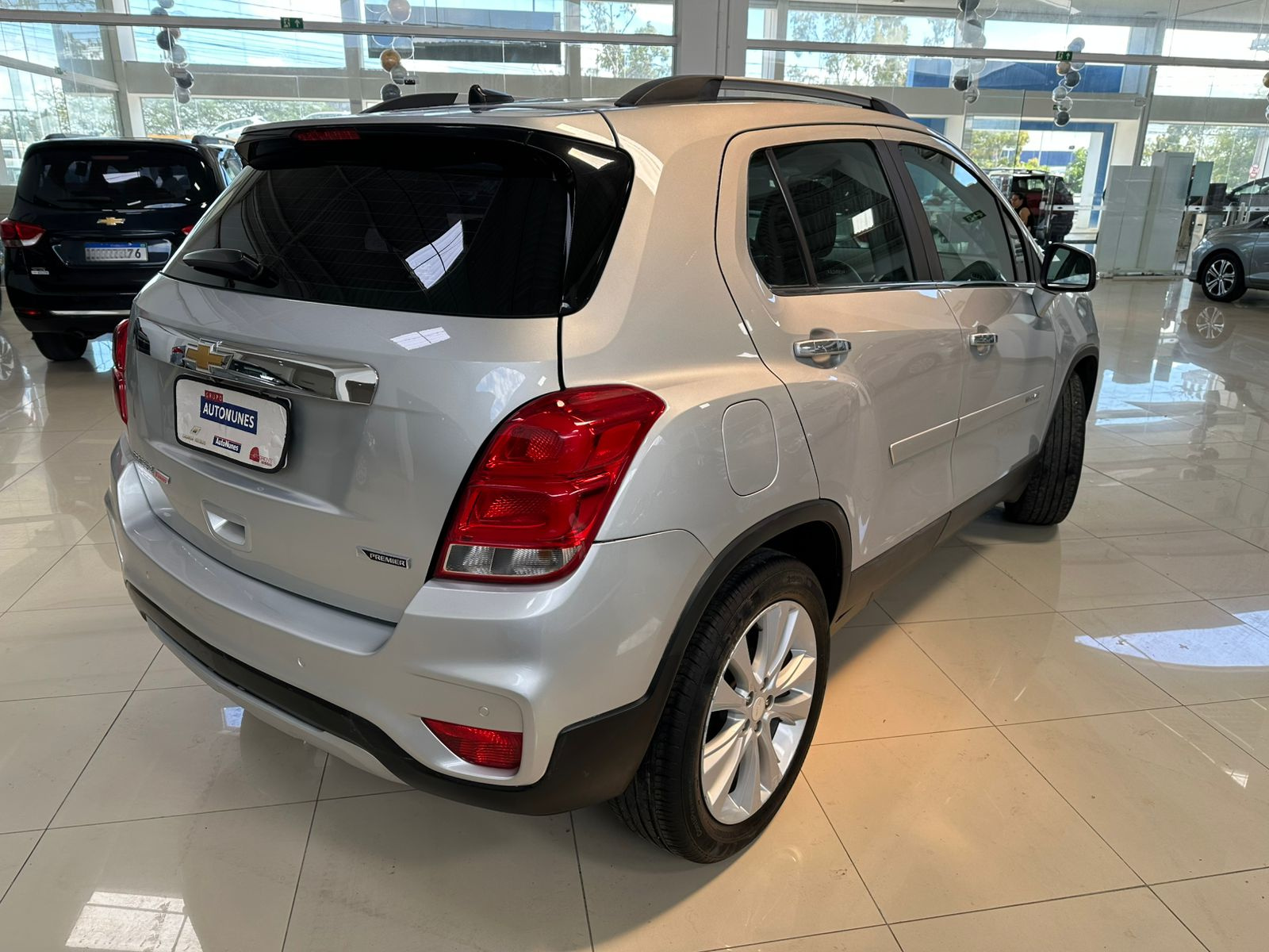 CHEVROLET TRACKER