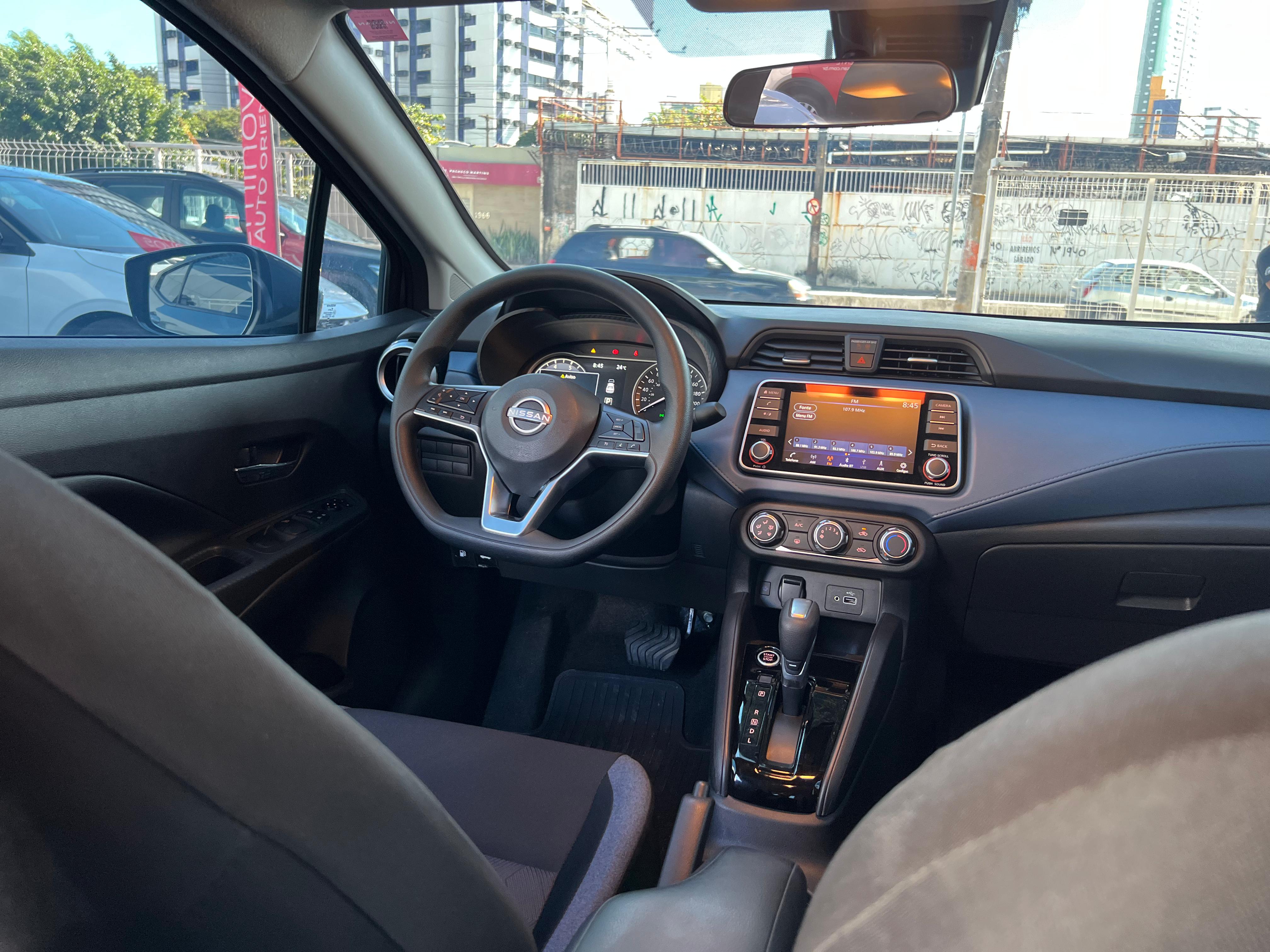 NISSAN VERSA