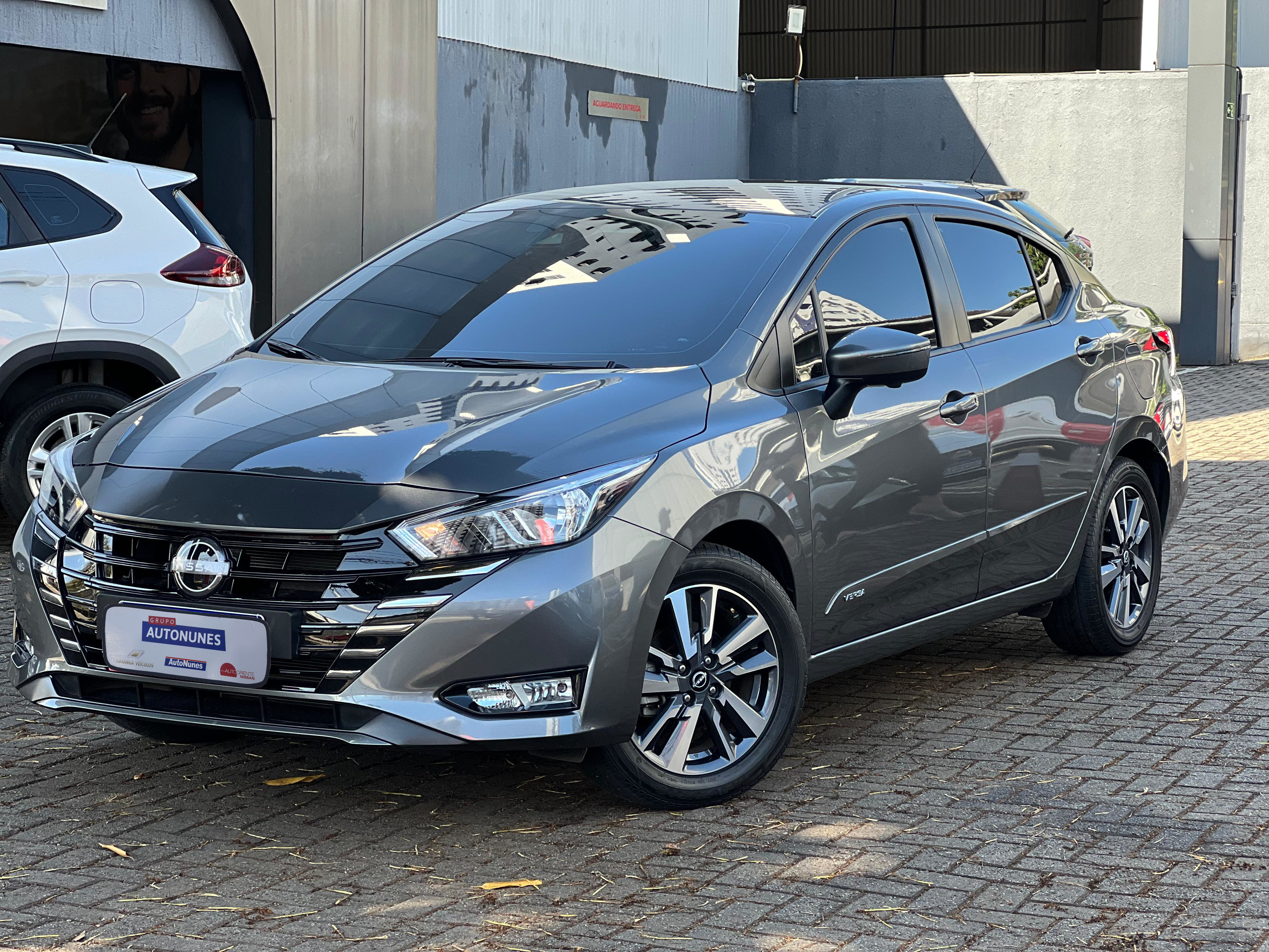 NISSAN VERSA