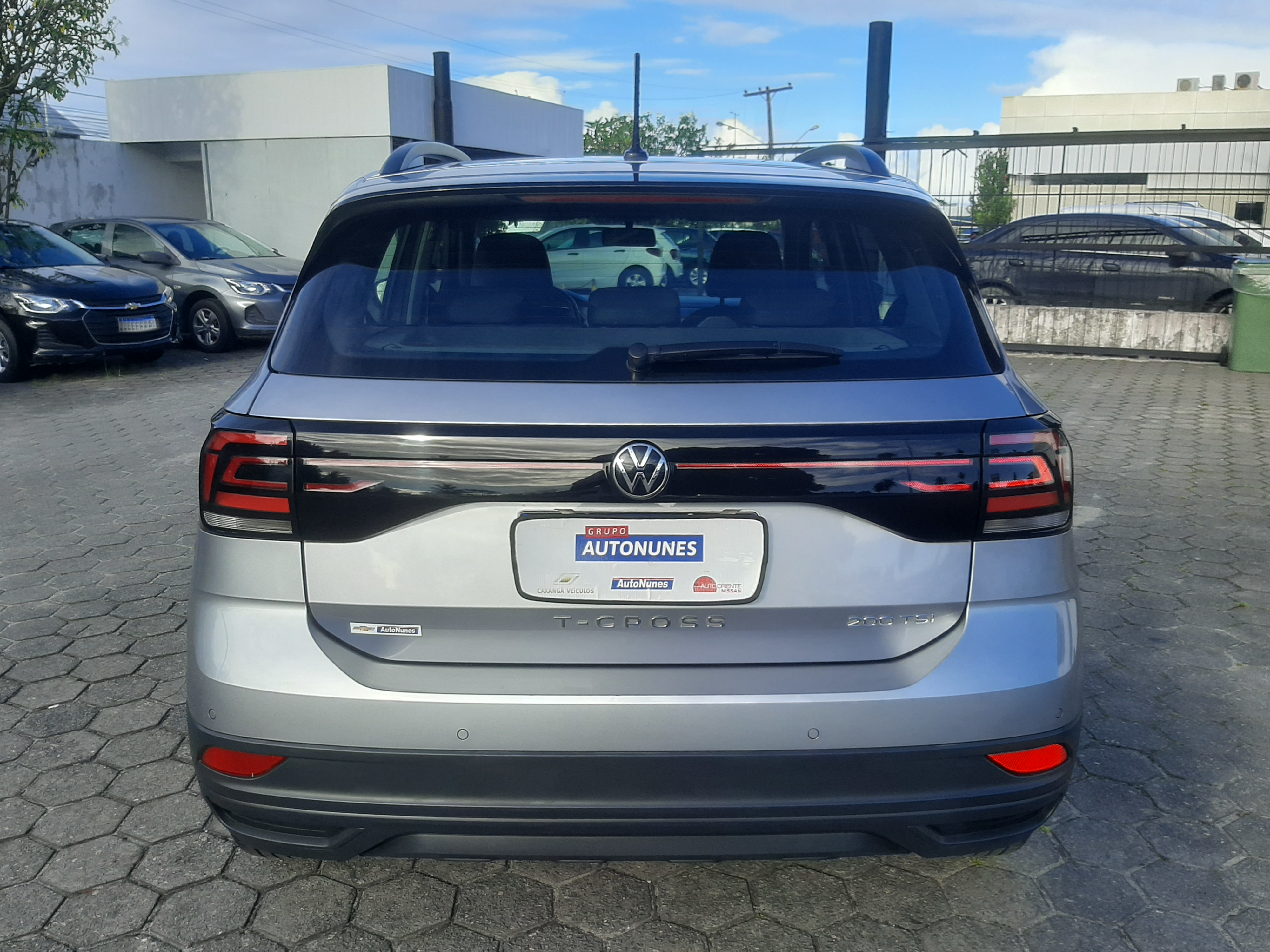 VOLKSWAGEN T-CROSS