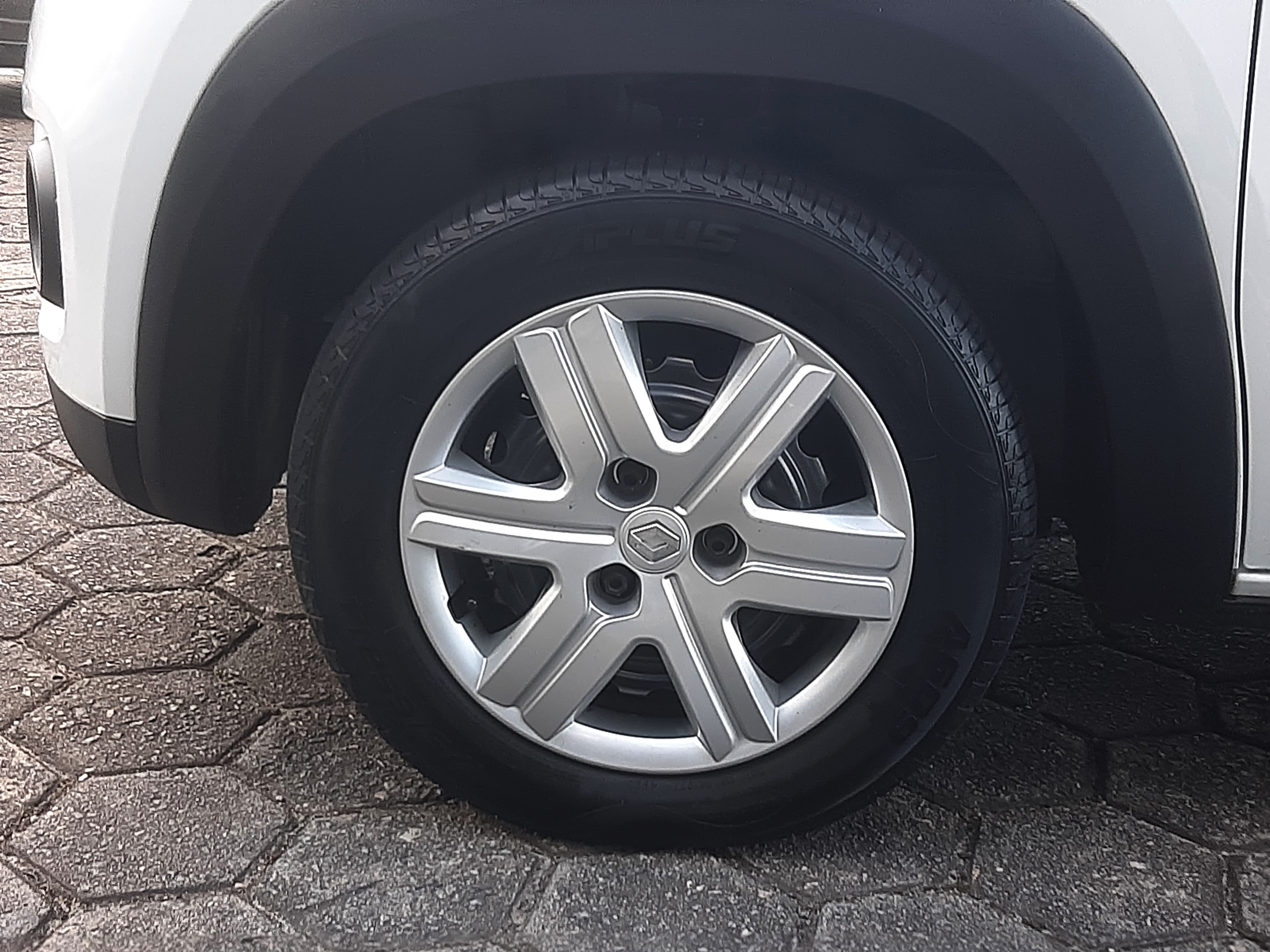 RENAULT KWID