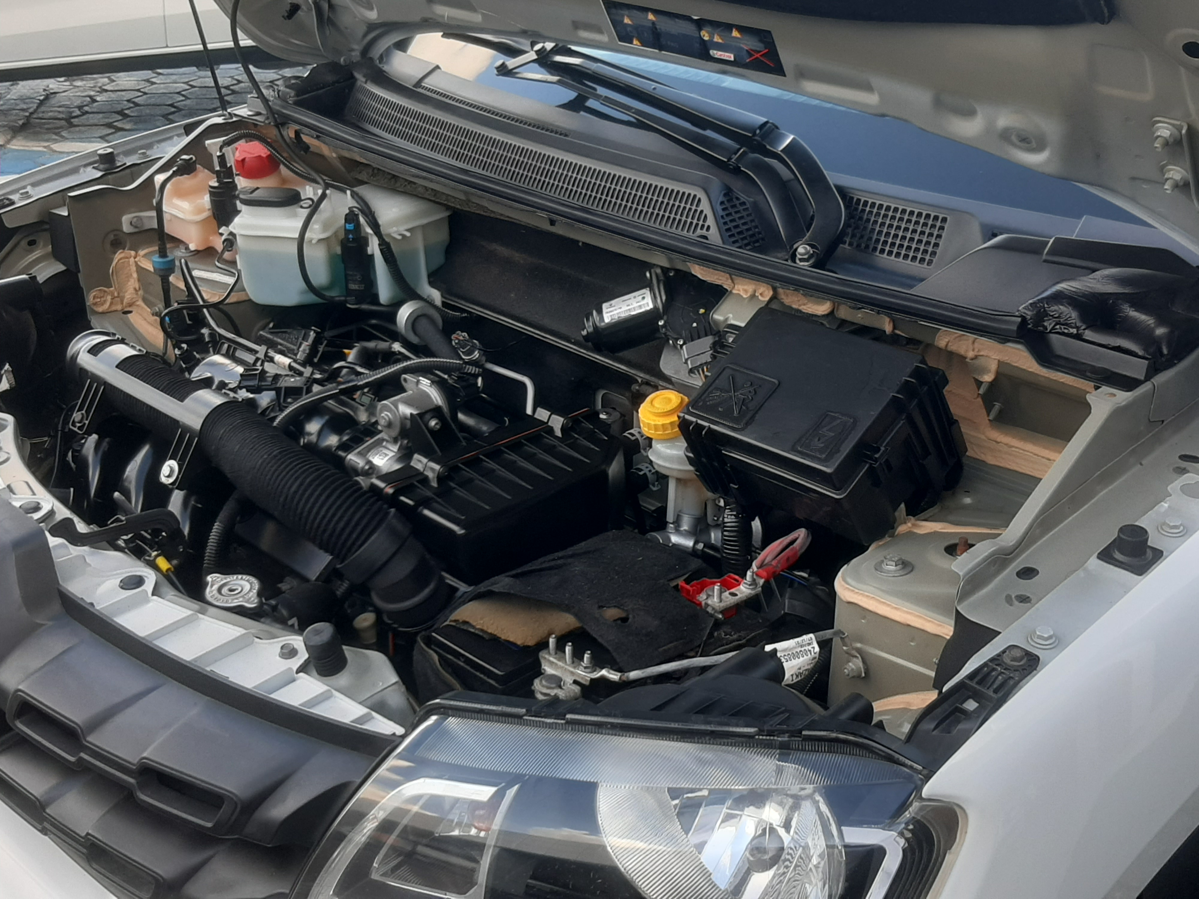 RENAULT KWID