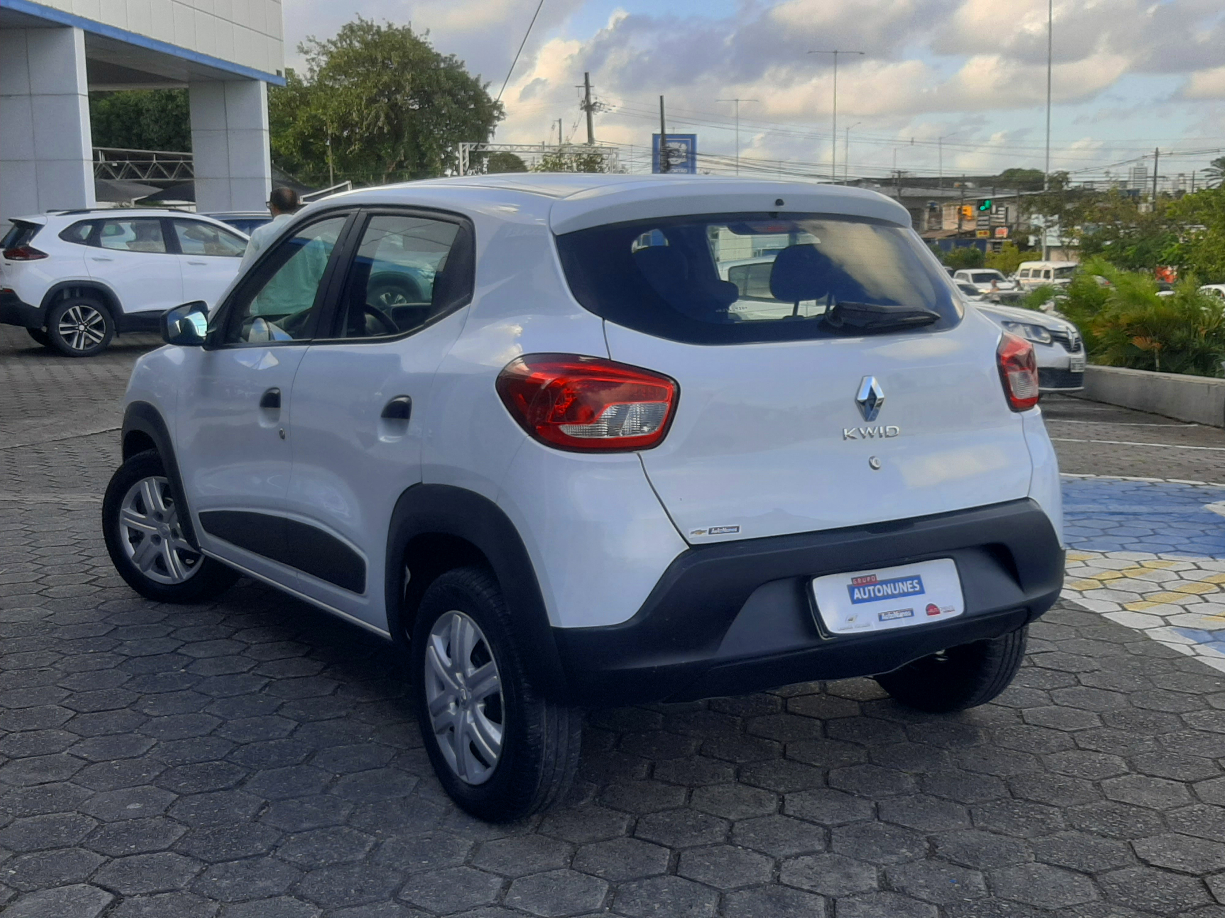 RENAULT KWID