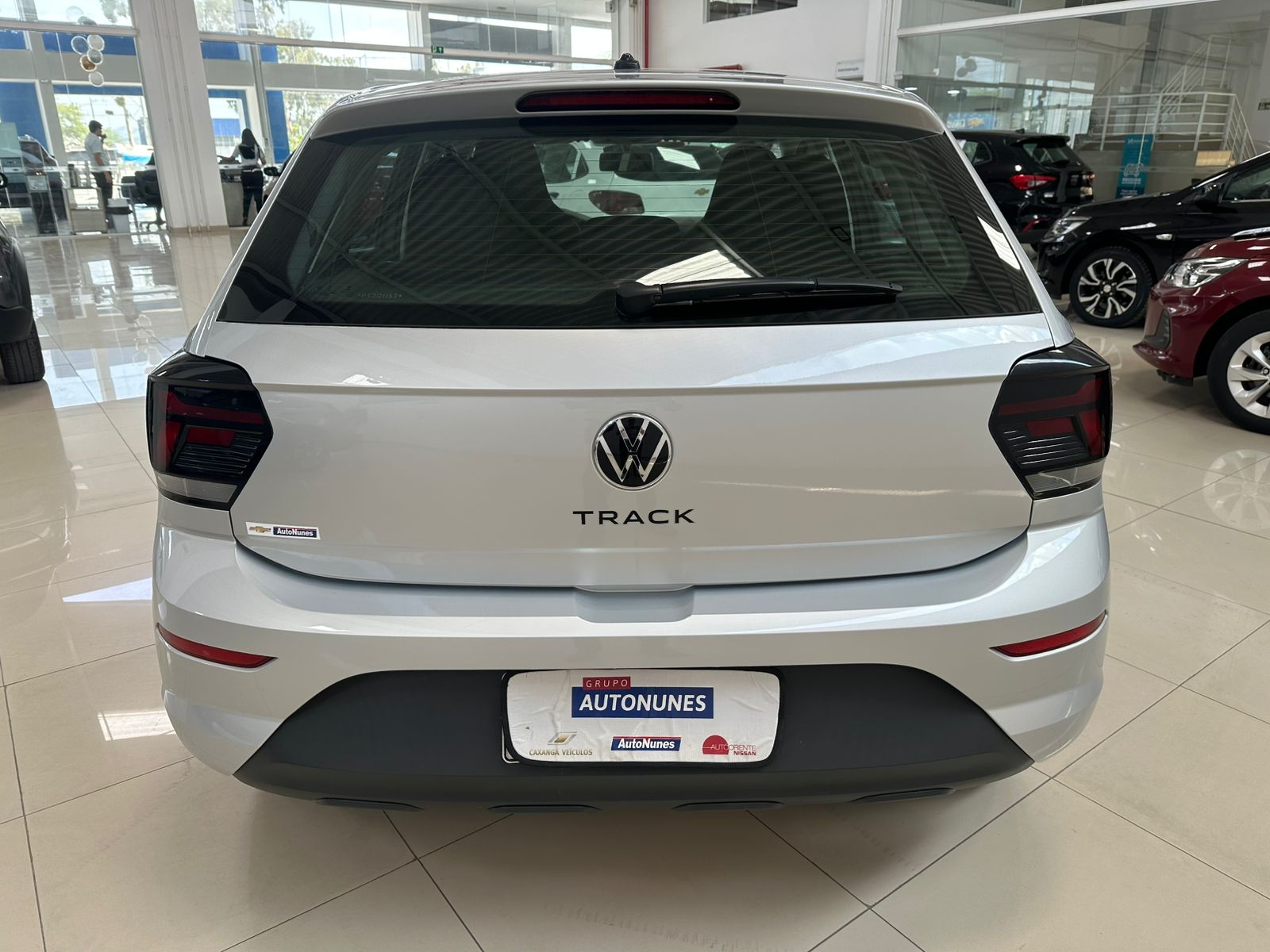 VOLKSWAGEN POLO
