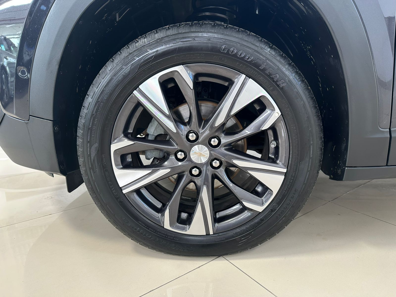 CHEVROLET TRACKER