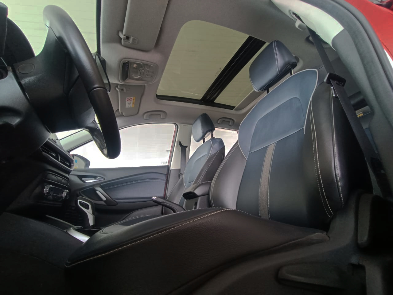 CHEVROLET TRACKER