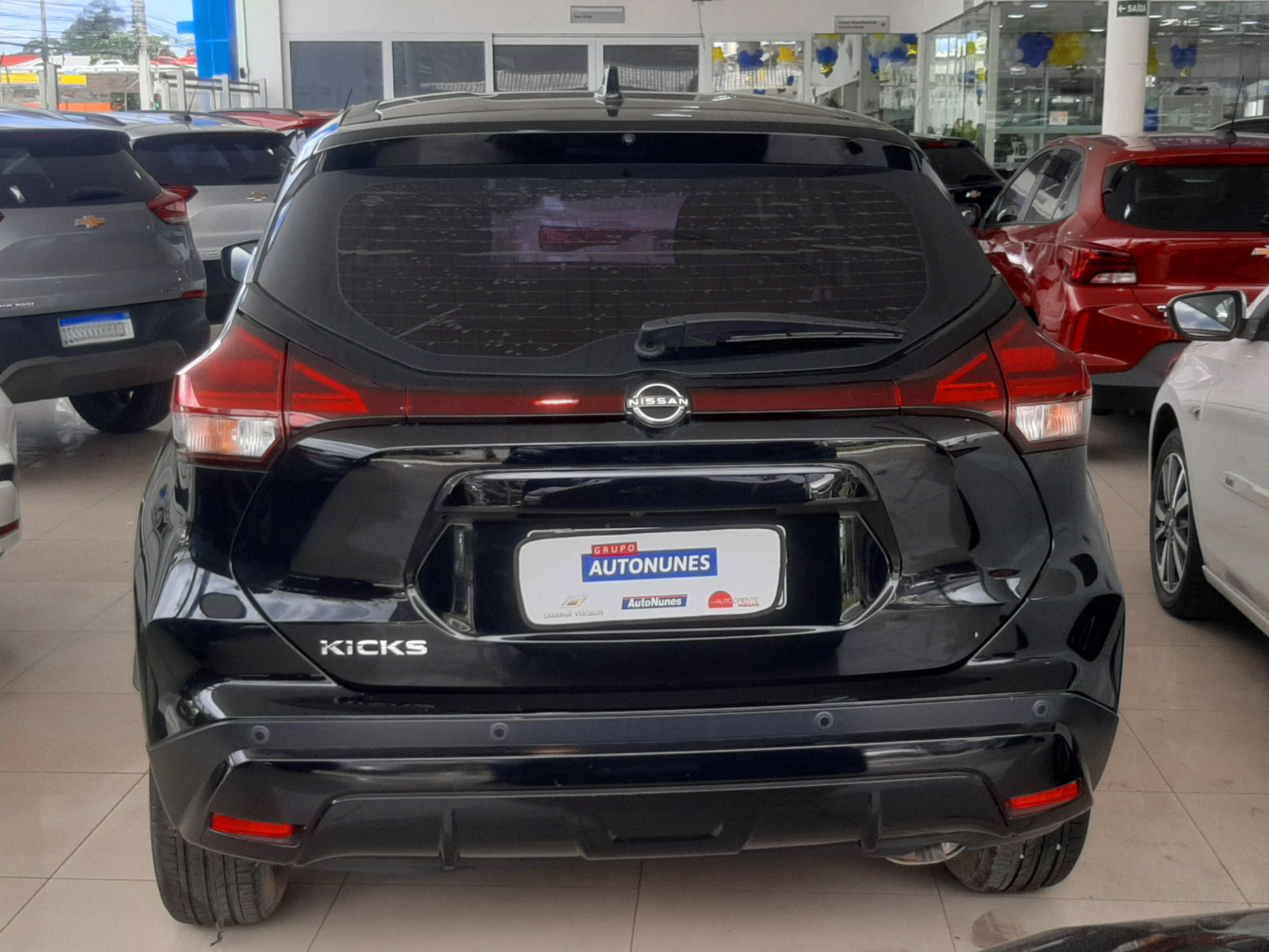 NISSAN KICKS