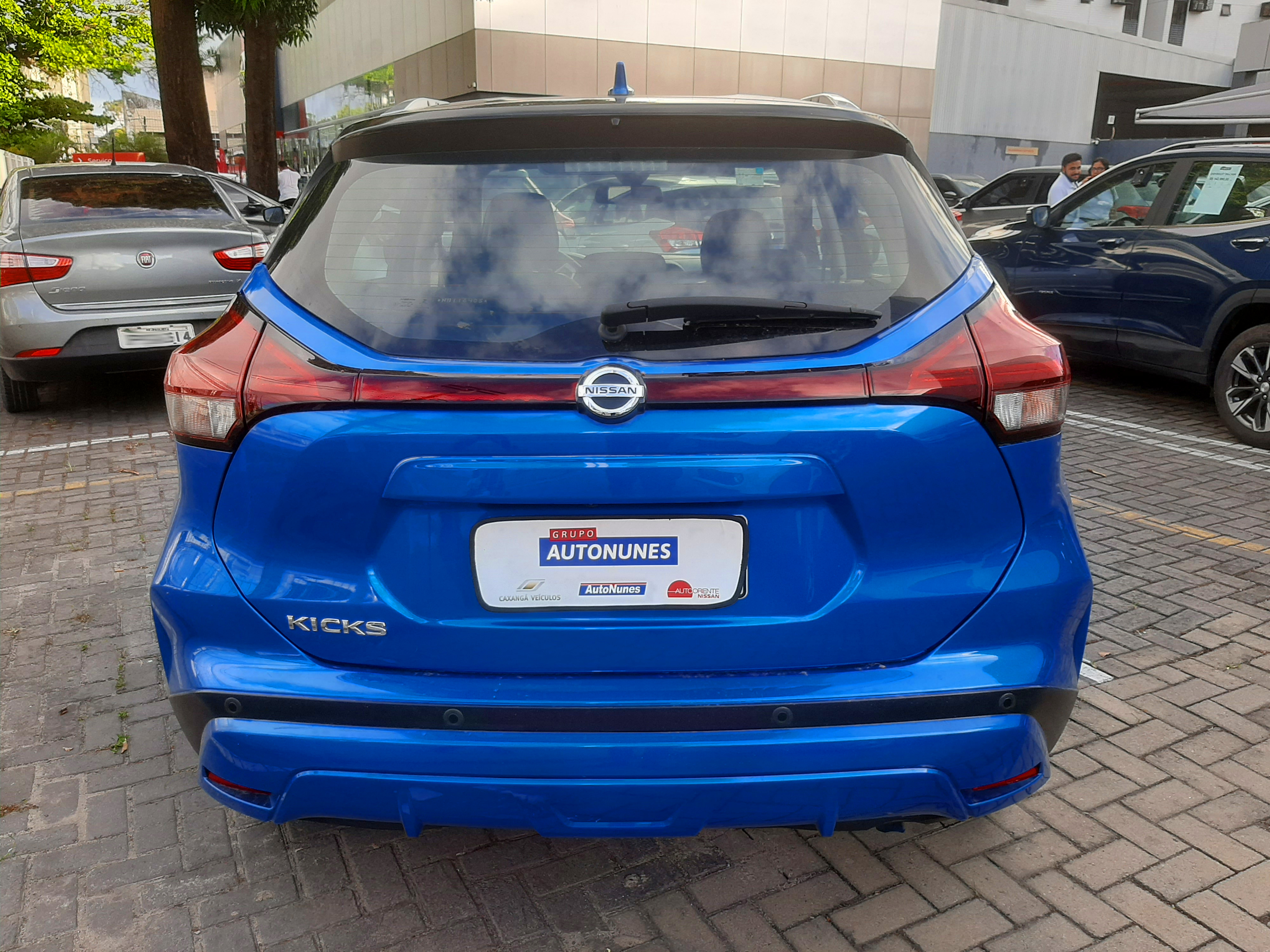 NISSAN KICKS