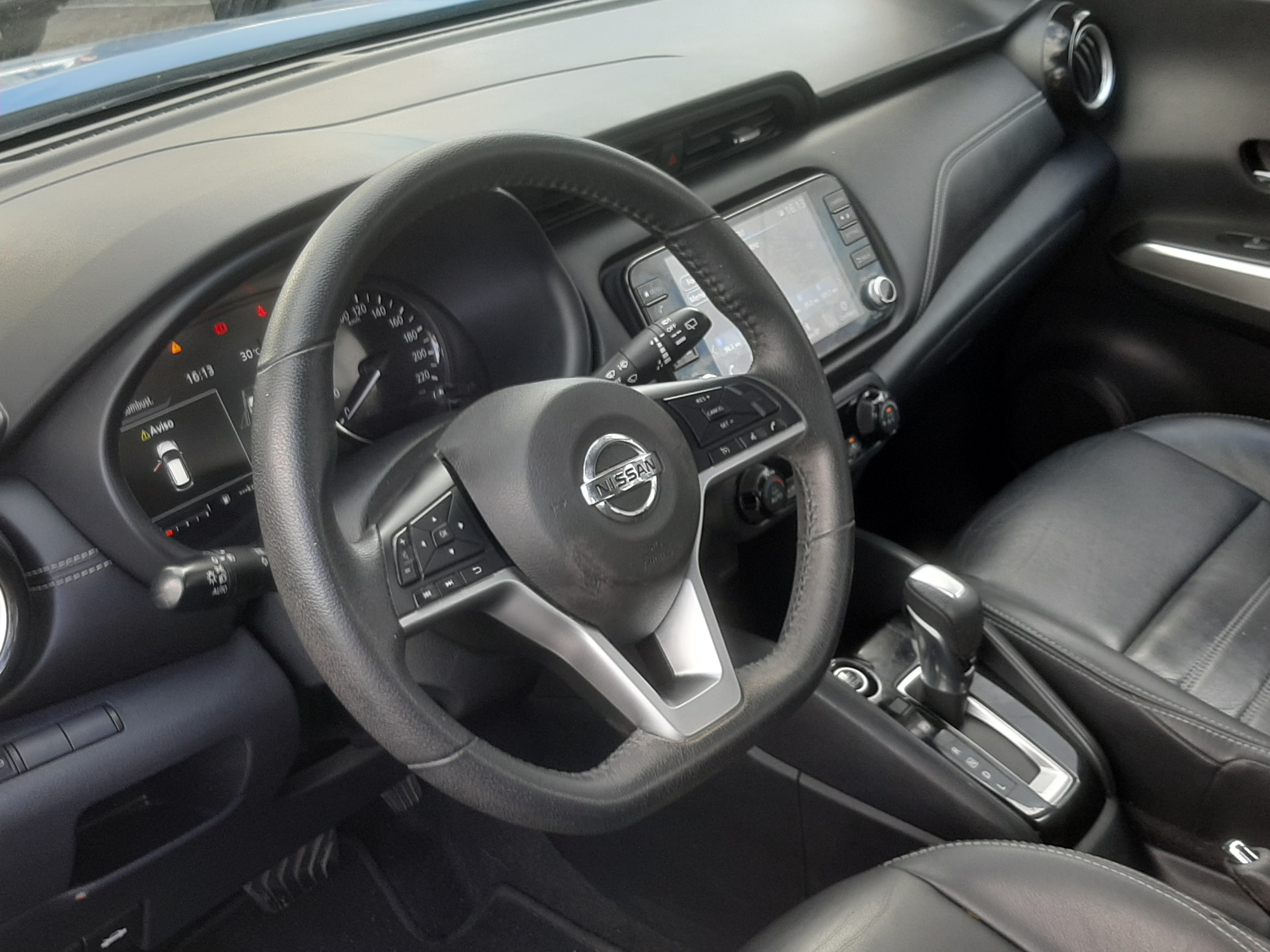 NISSAN KICKS