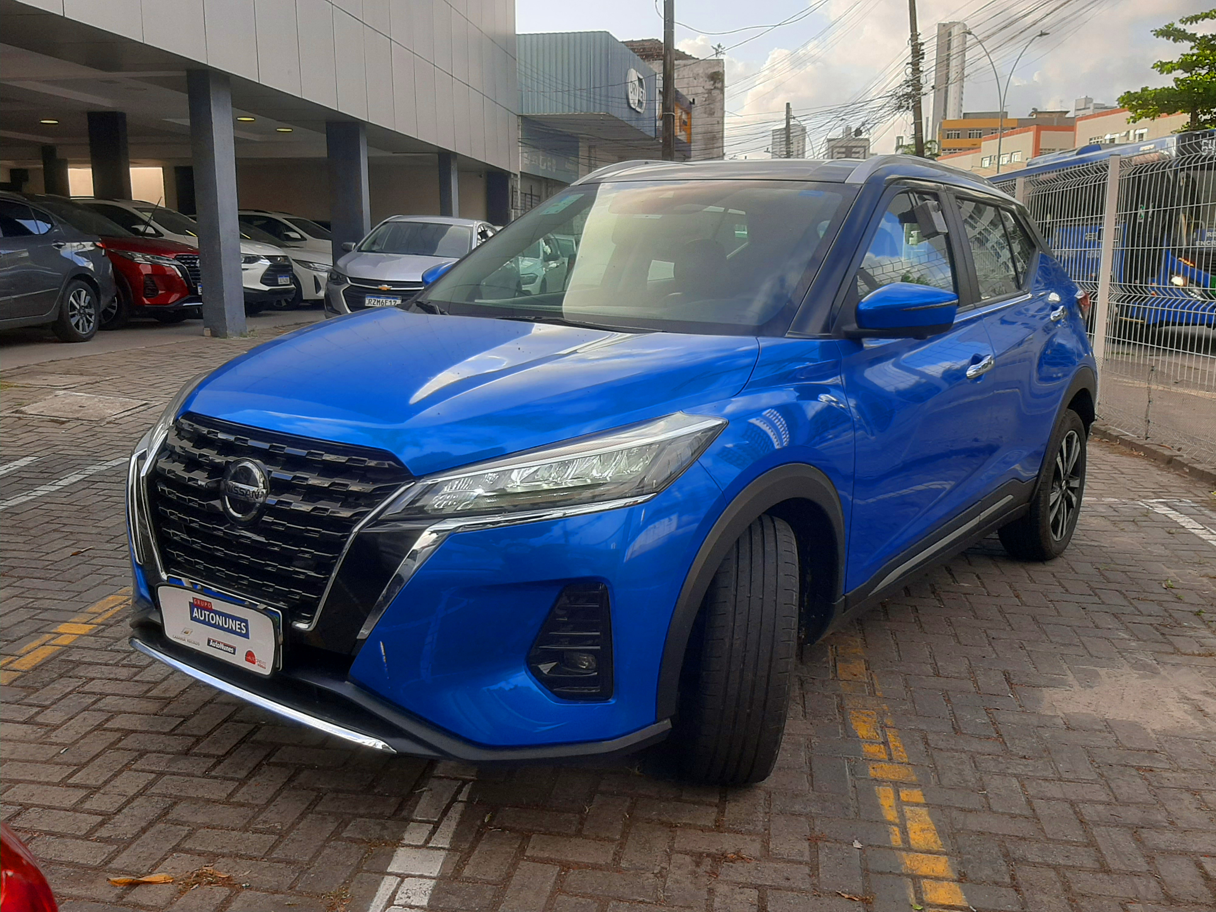 NISSAN KICKS
