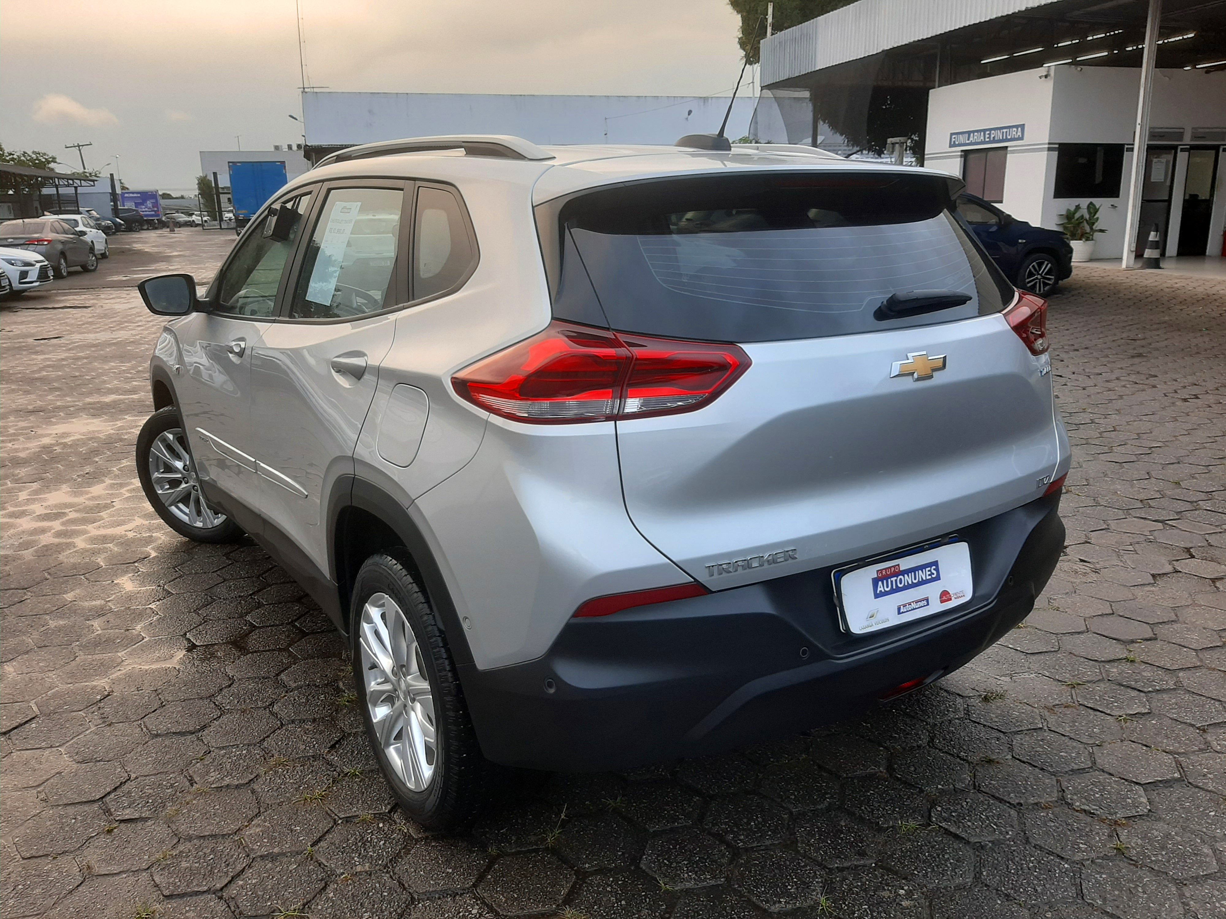 CHEVROLET TRACKER