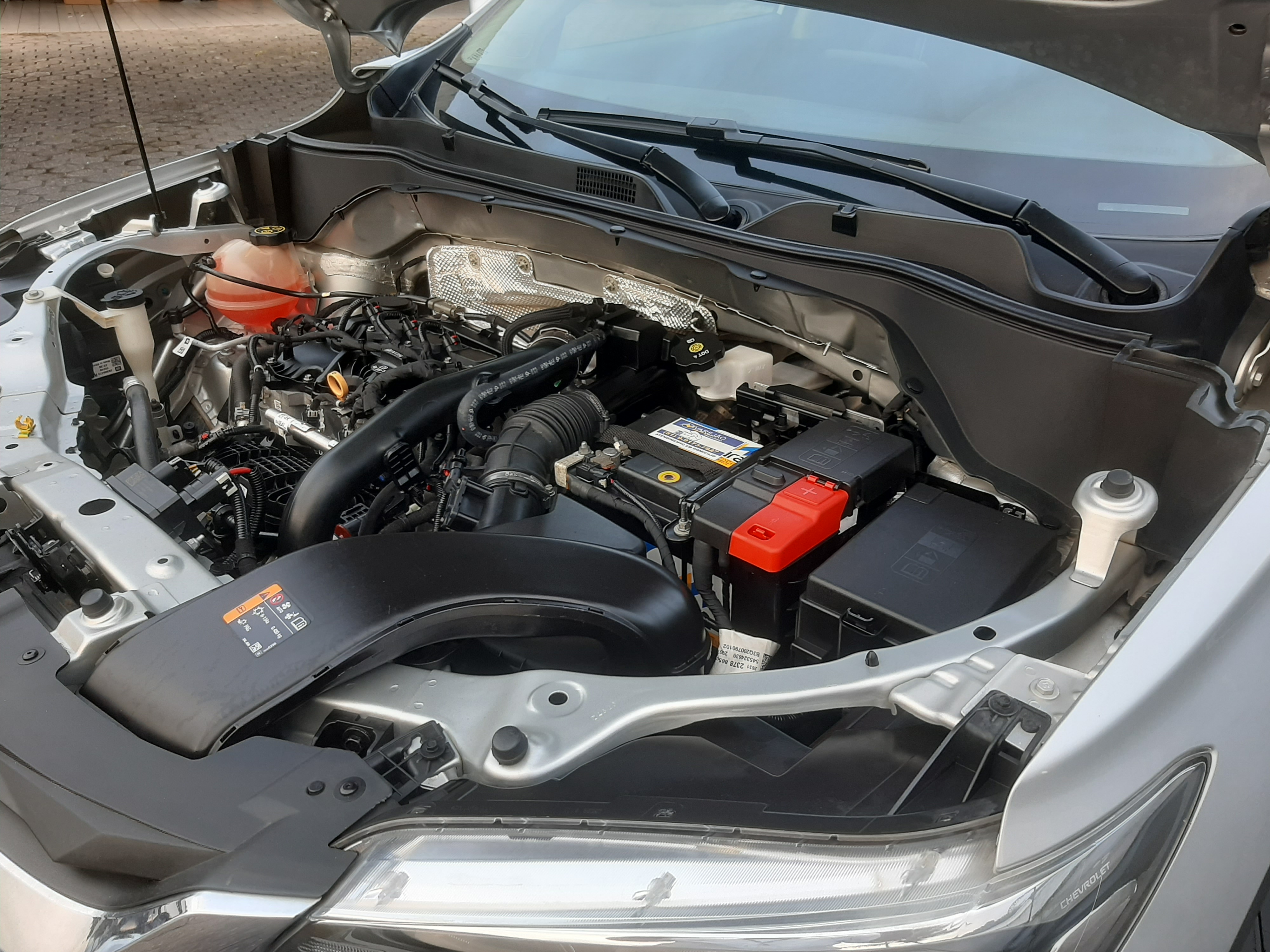 CHEVROLET TRACKER