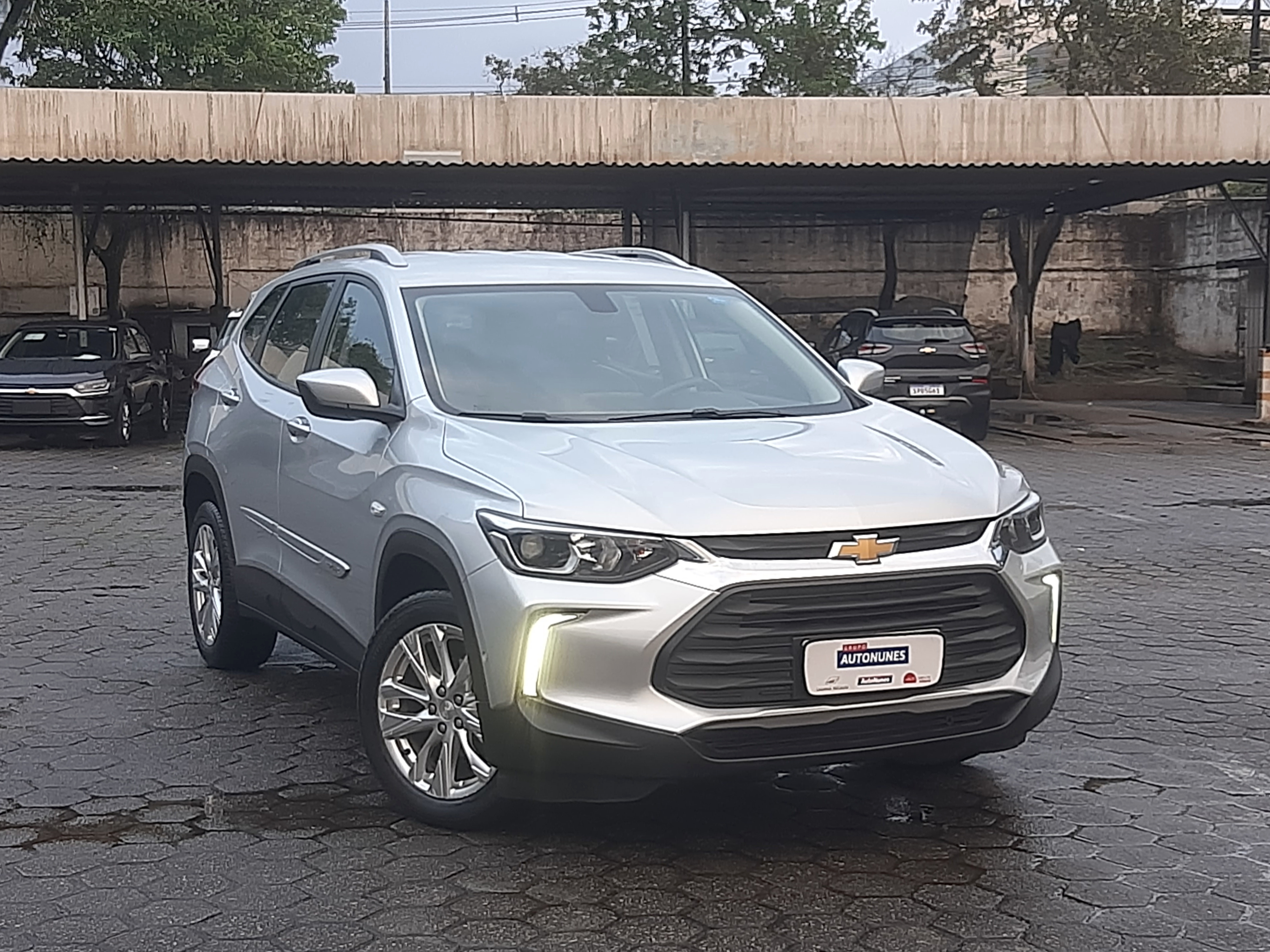 CHEVROLET TRACKER