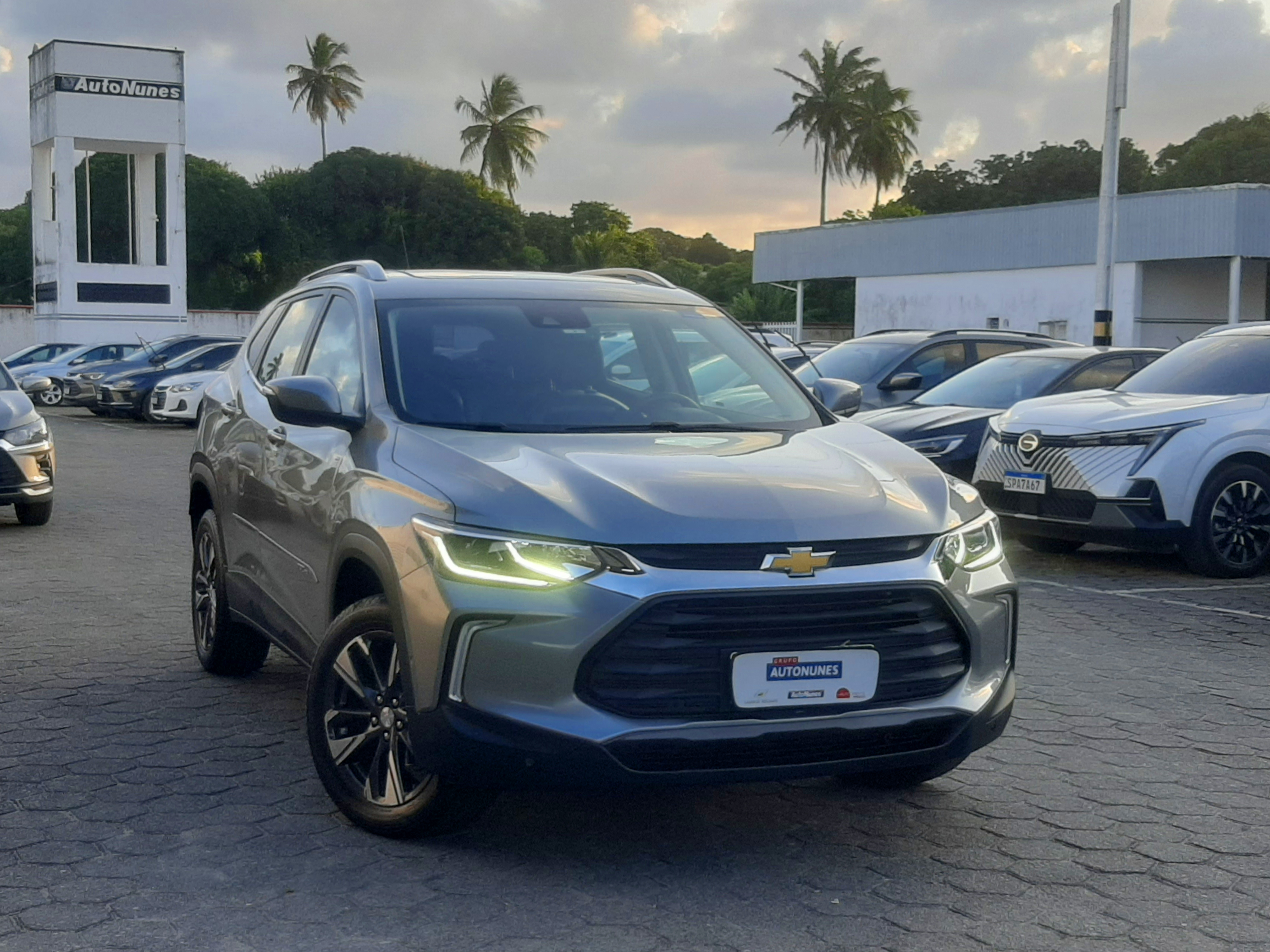 CHEVROLET TRACKER