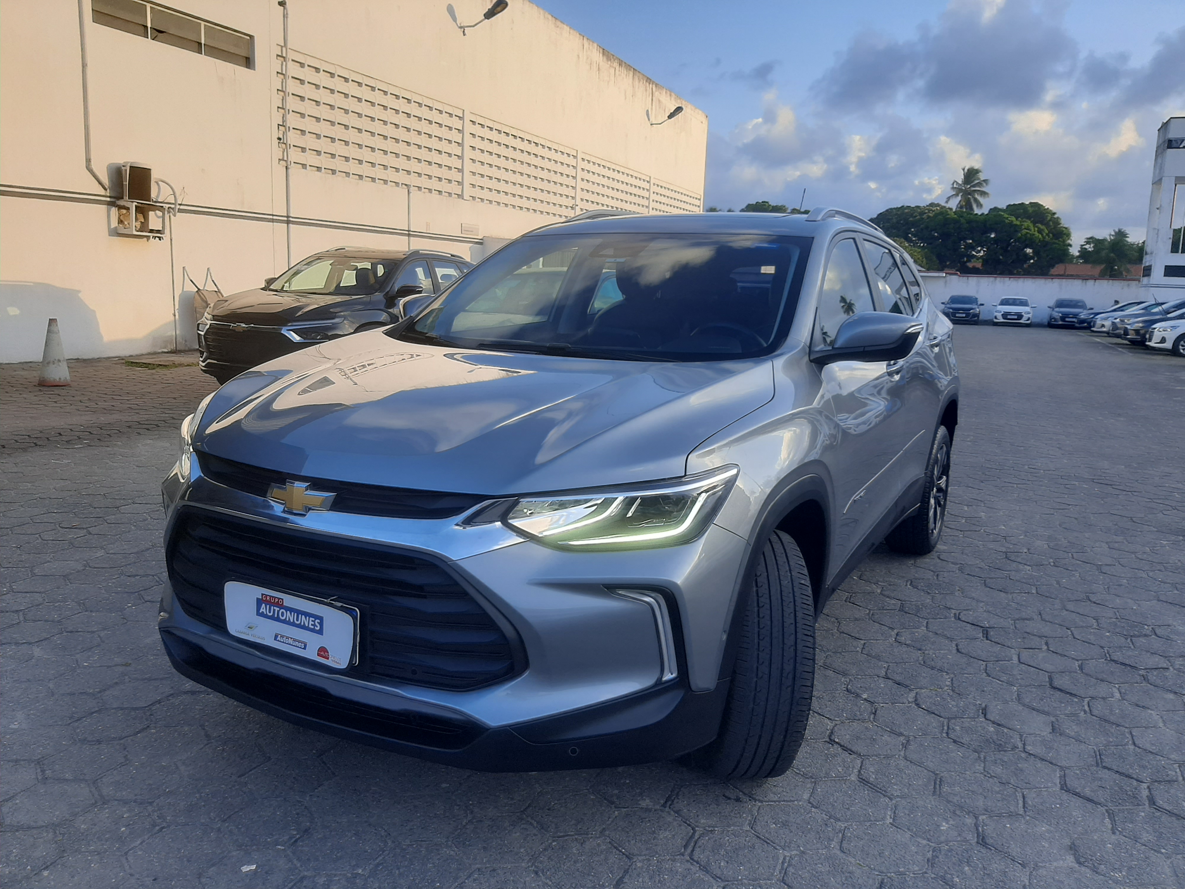 CHEVROLET TRACKER