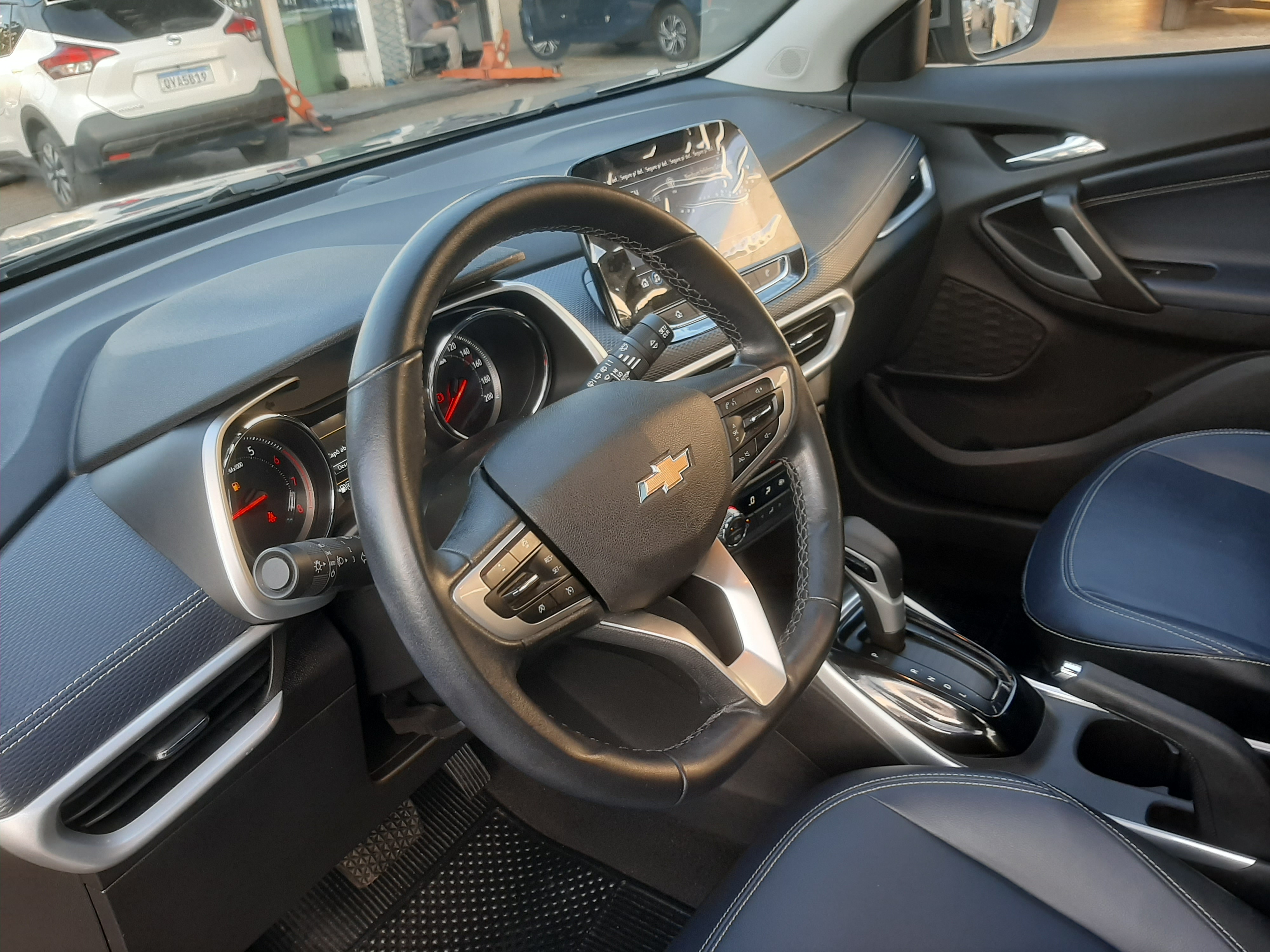 CHEVROLET TRACKER