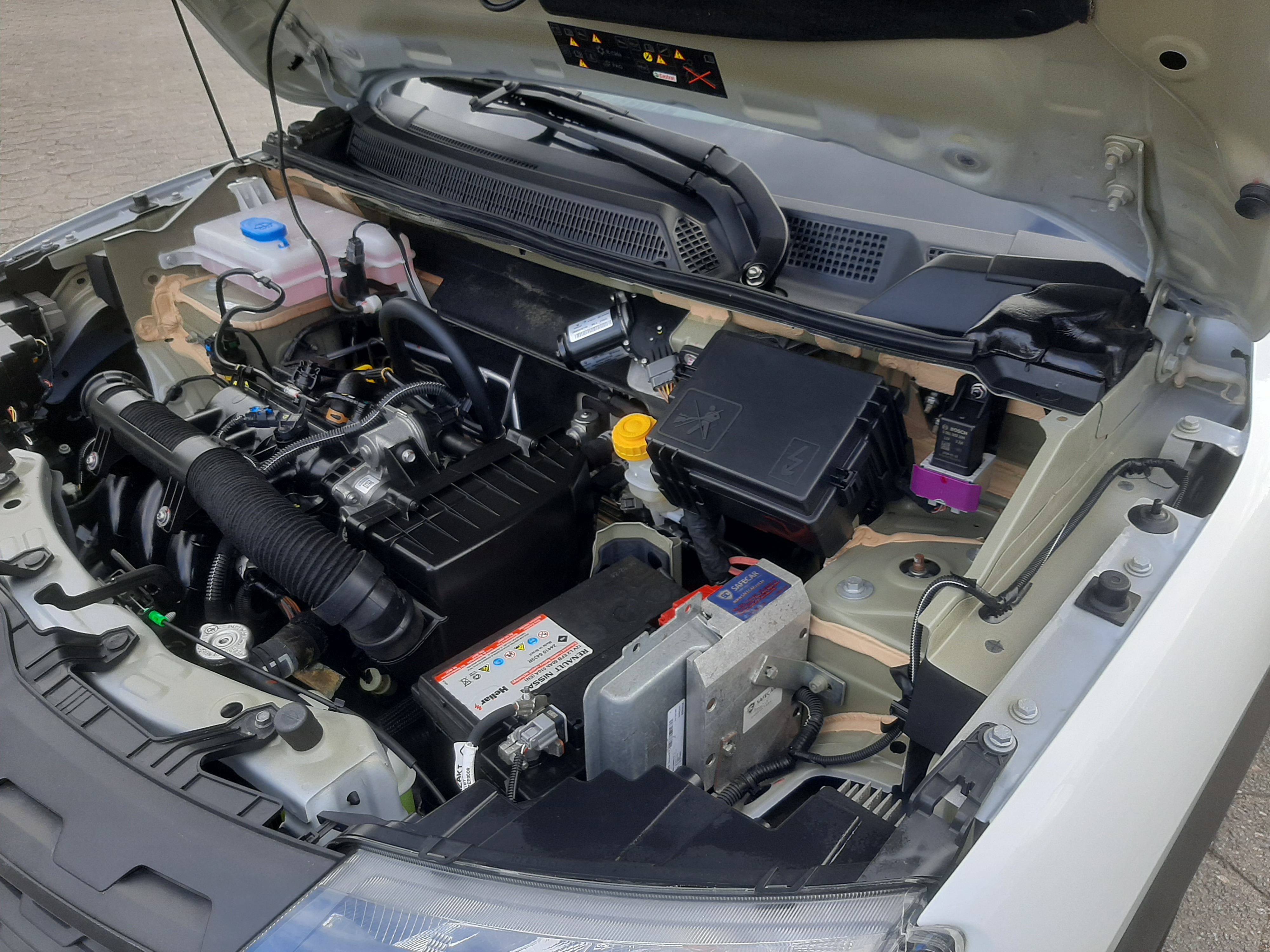 RENAULT KWID