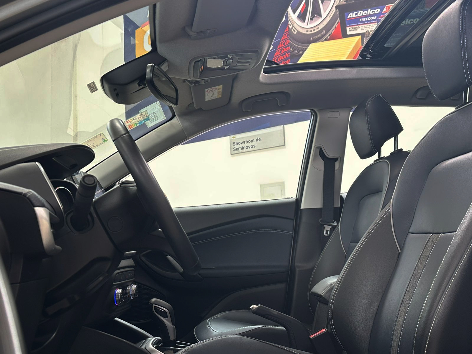 CHEVROLET TRACKER