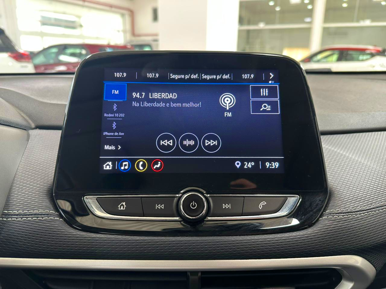 CHEVROLET TRACKER