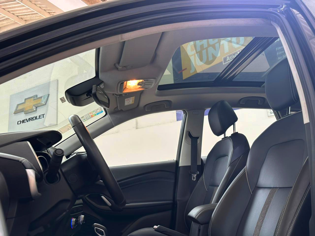 CHEVROLET TRACKER