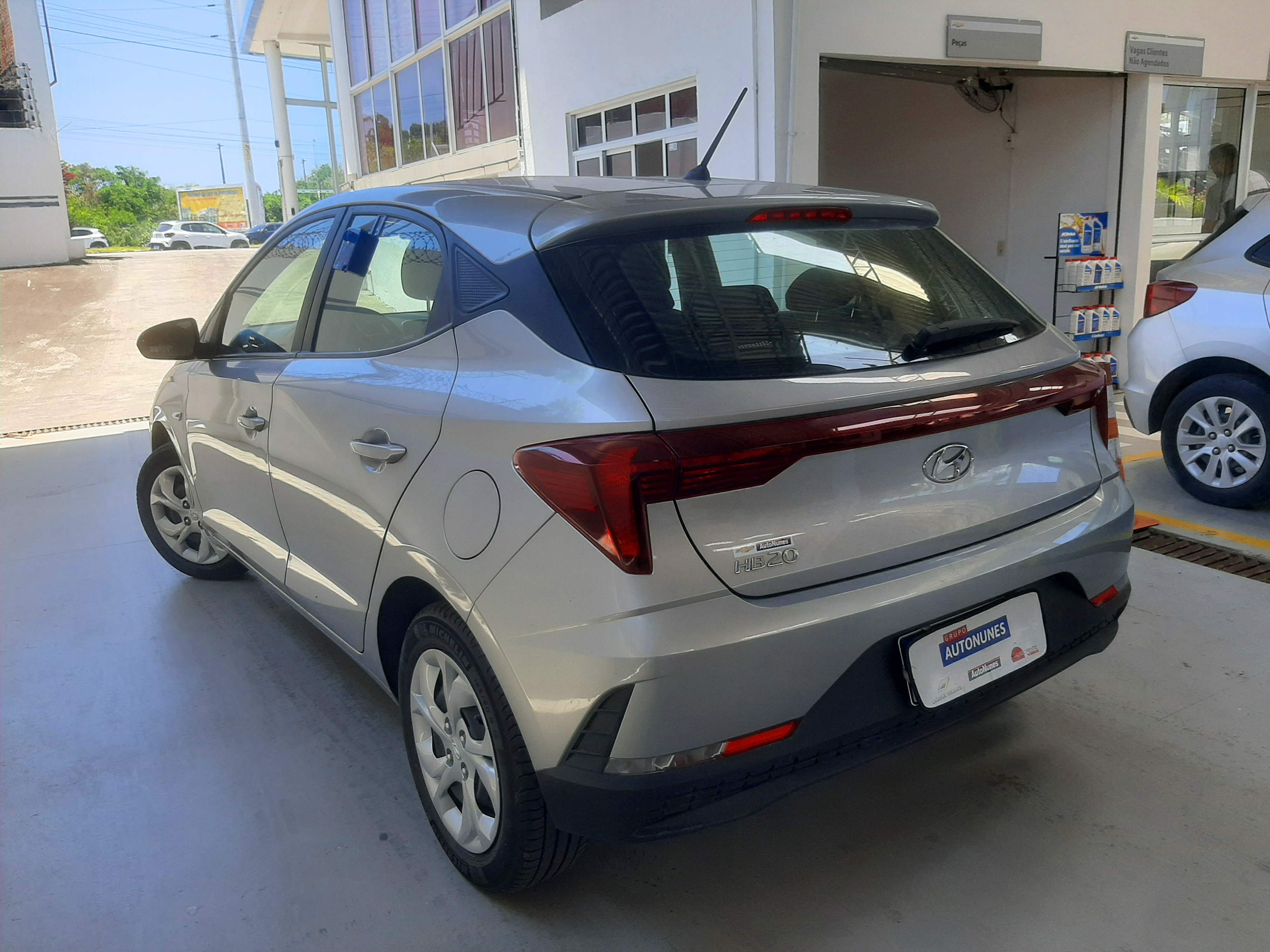 HYUNDAI HB20