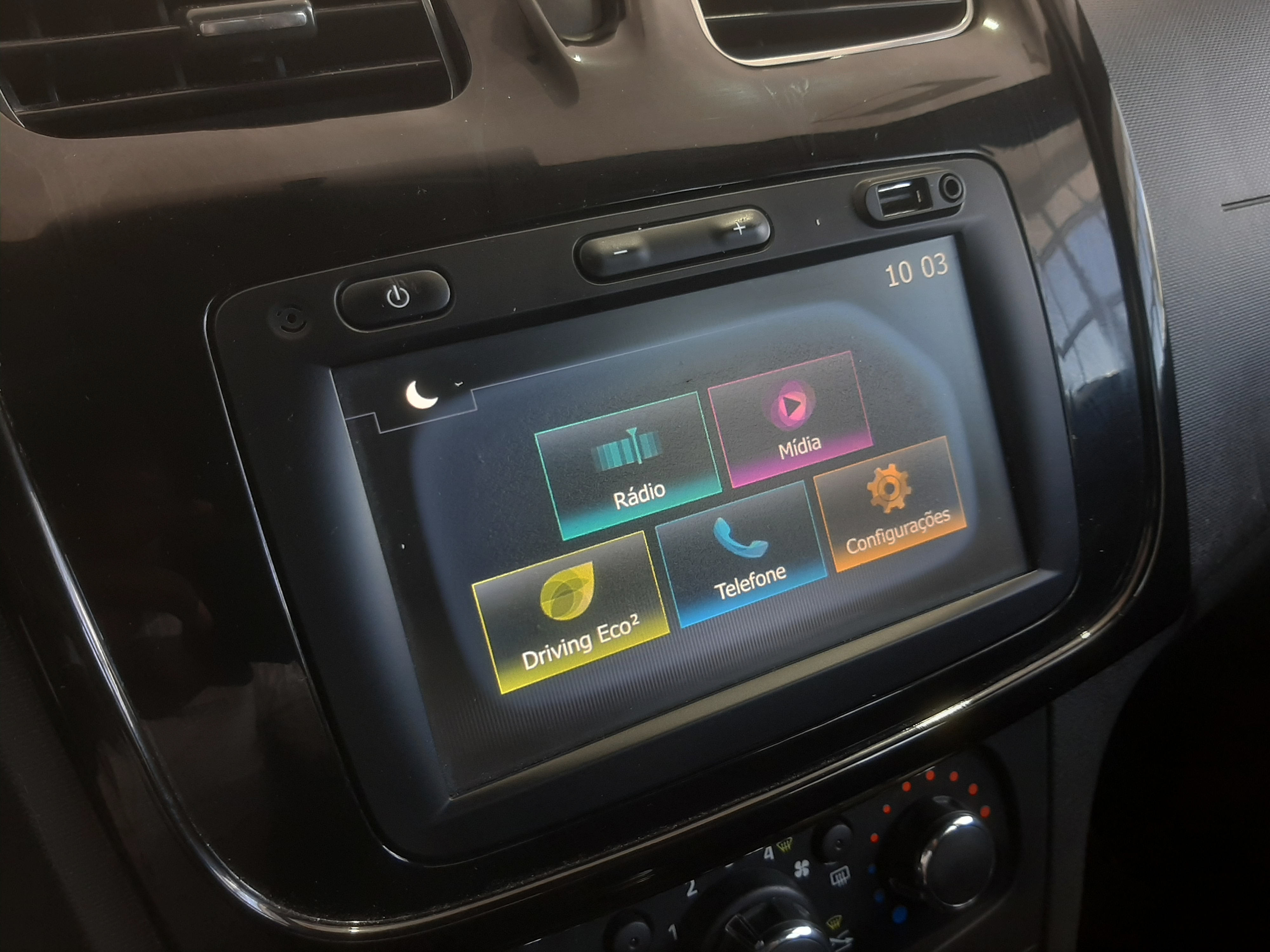 RENAULT SANDERO