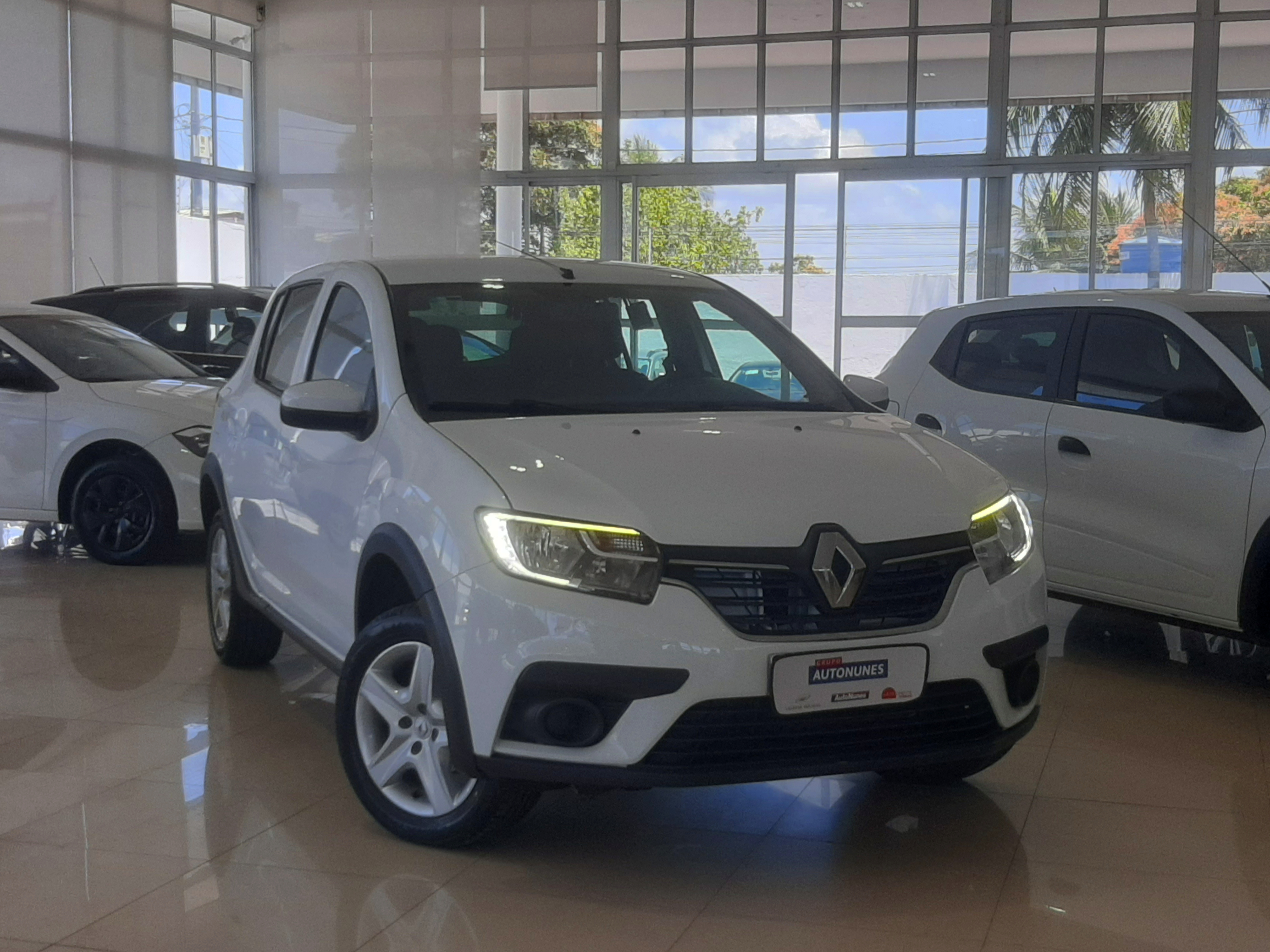 RENAULT SANDERO