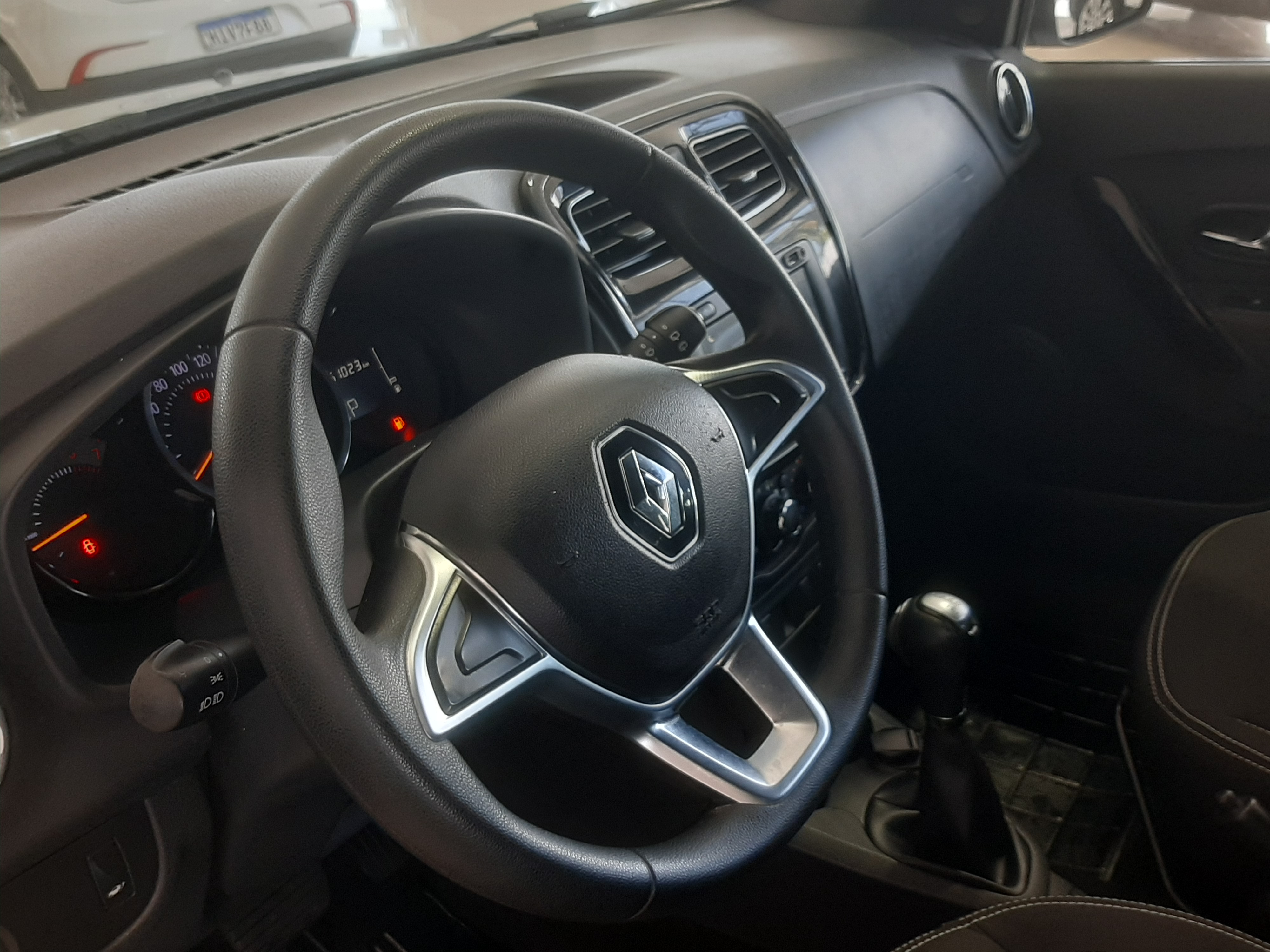 RENAULT SANDERO