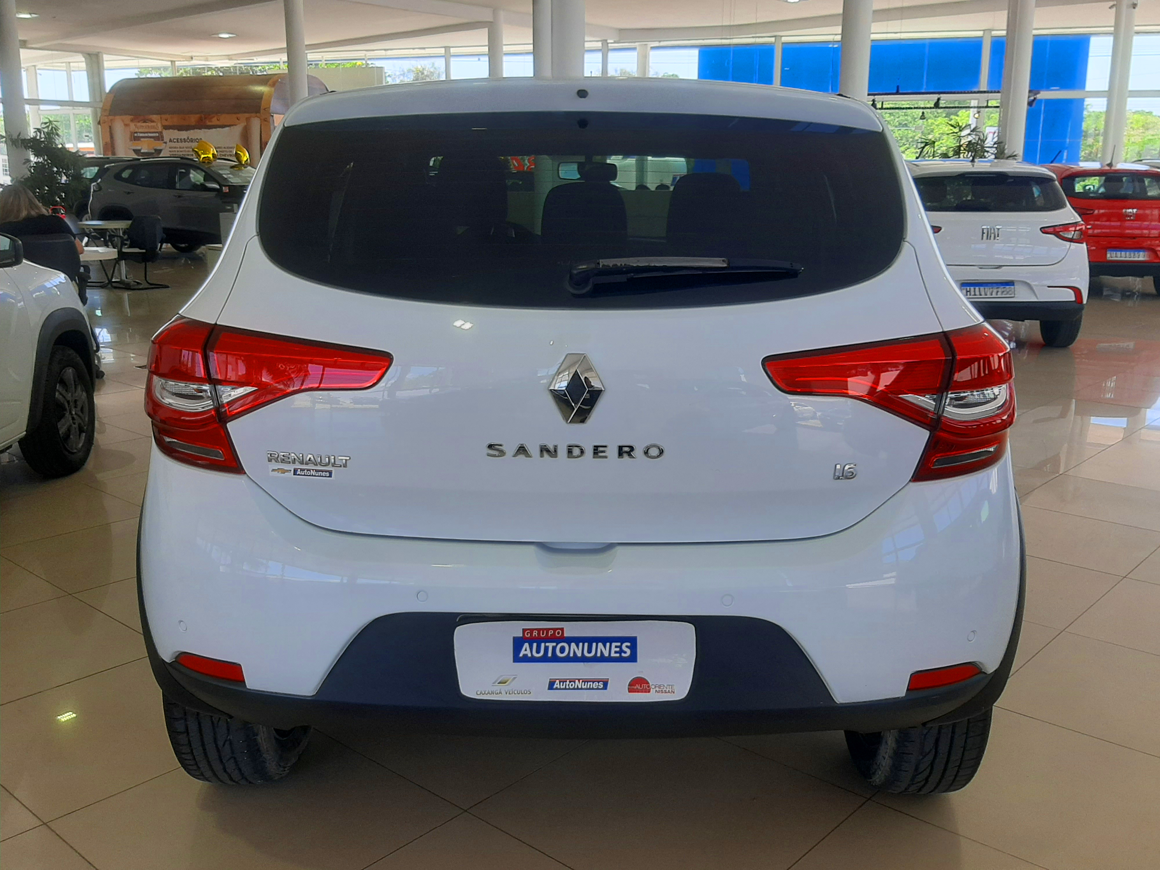 RENAULT SANDERO