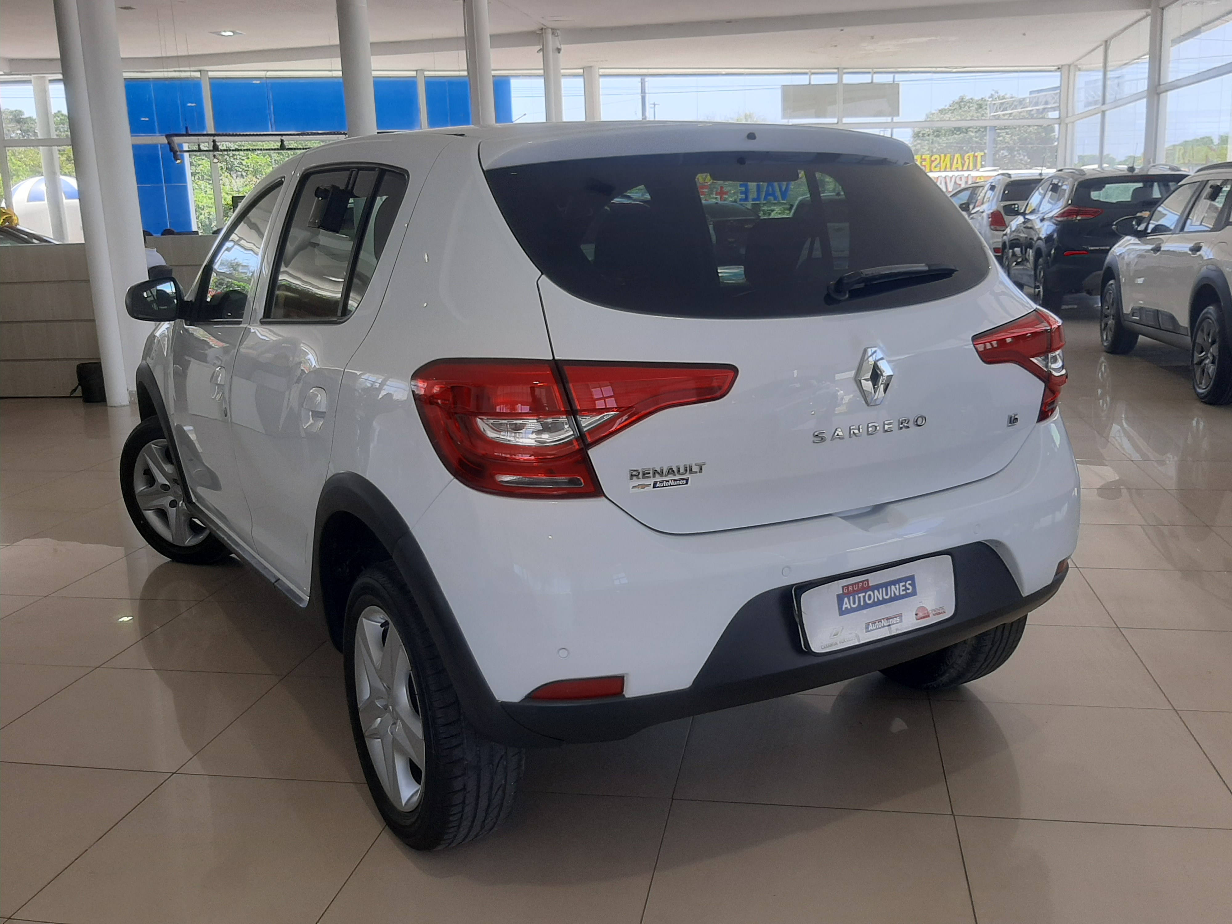 RENAULT SANDERO