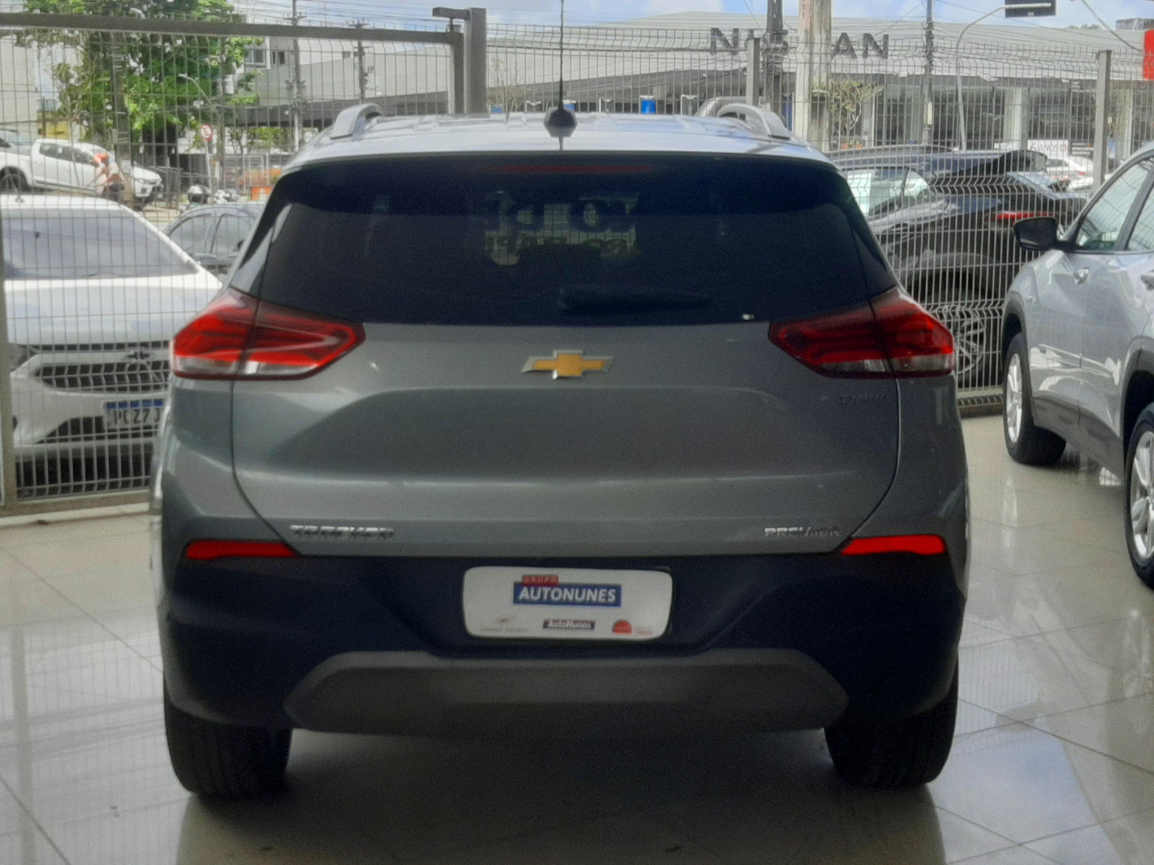 CHEVROLET TRACKER