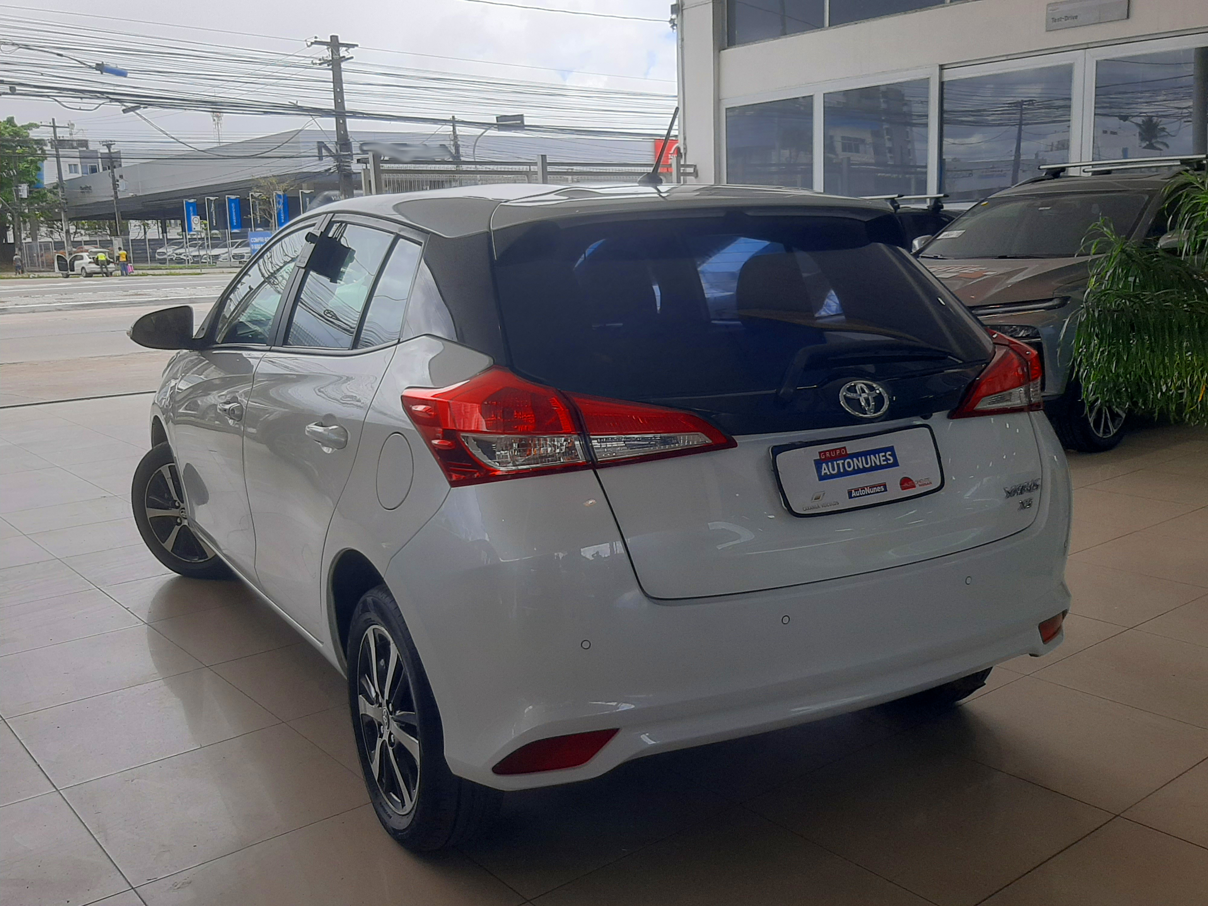 TOYOTA YARIS