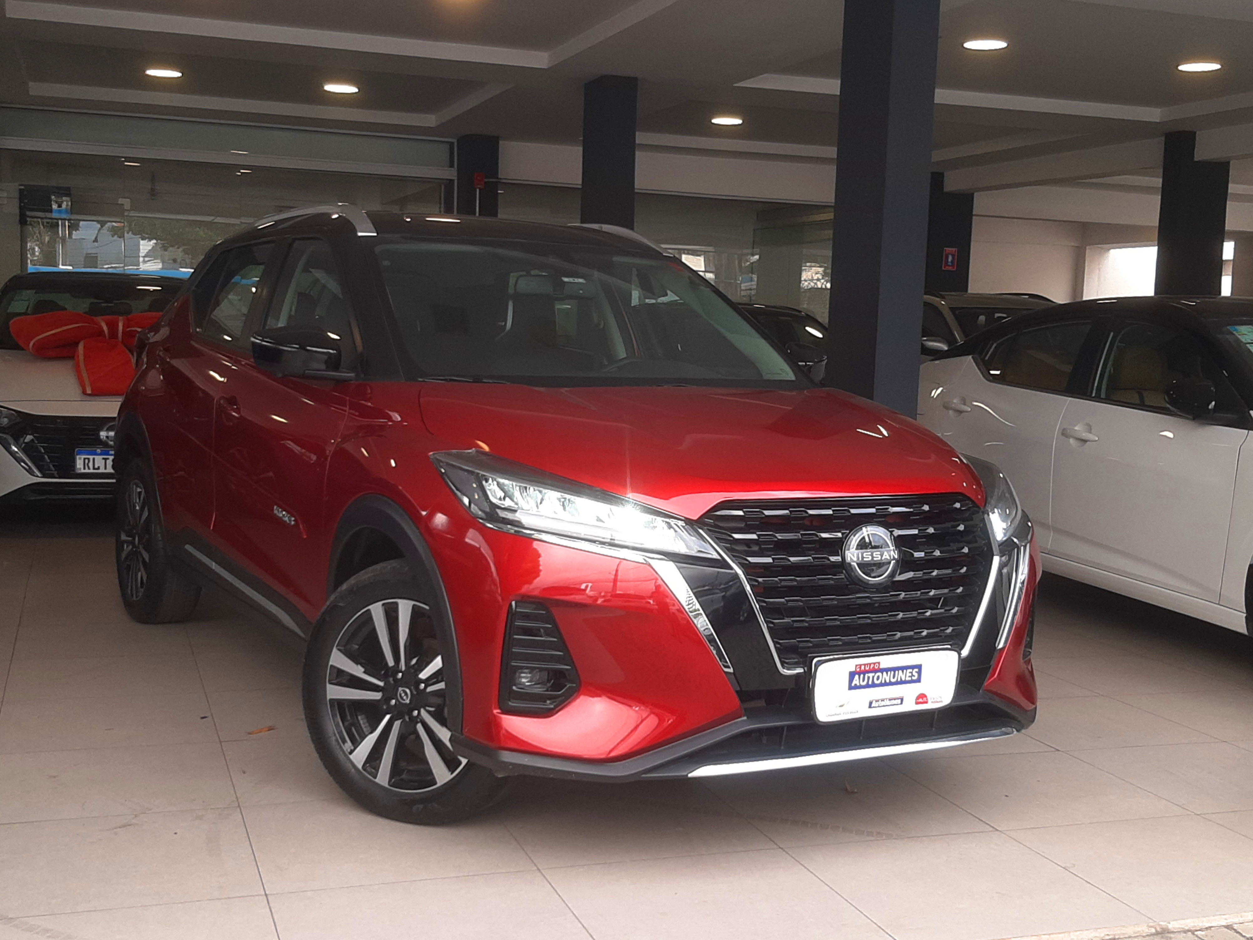 NISSAN KICKS
