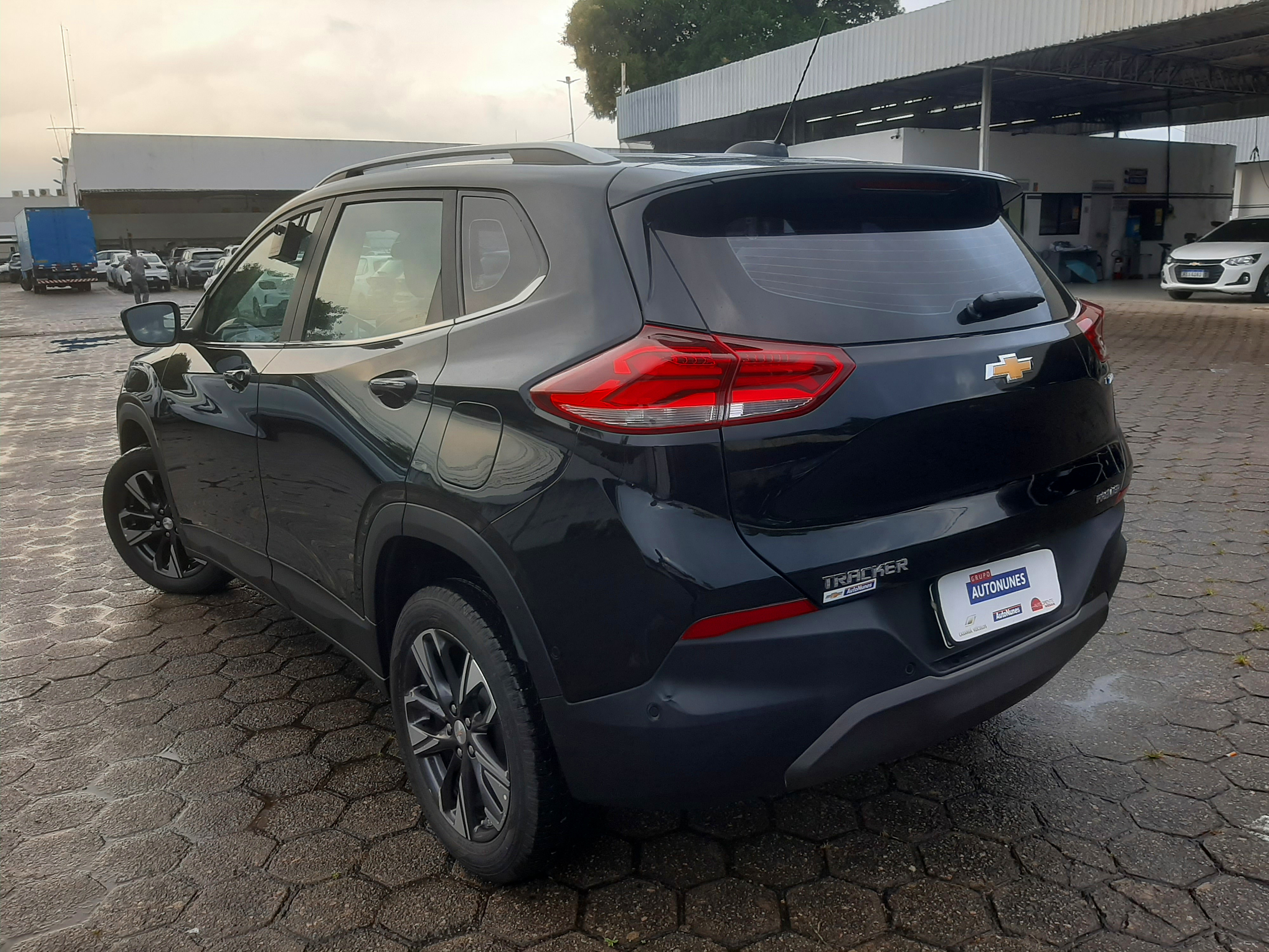CHEVROLET TRACKER
