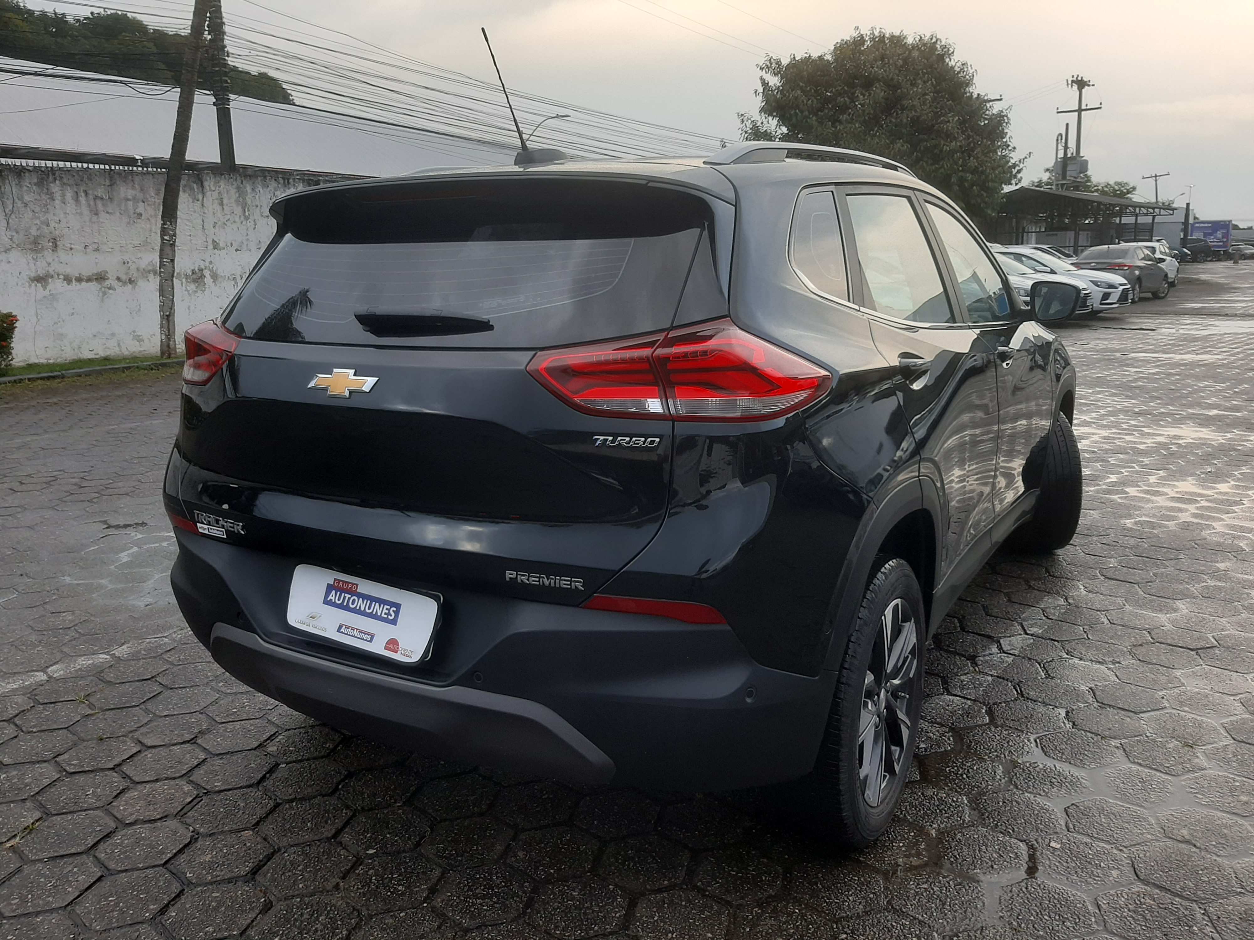 CHEVROLET TRACKER