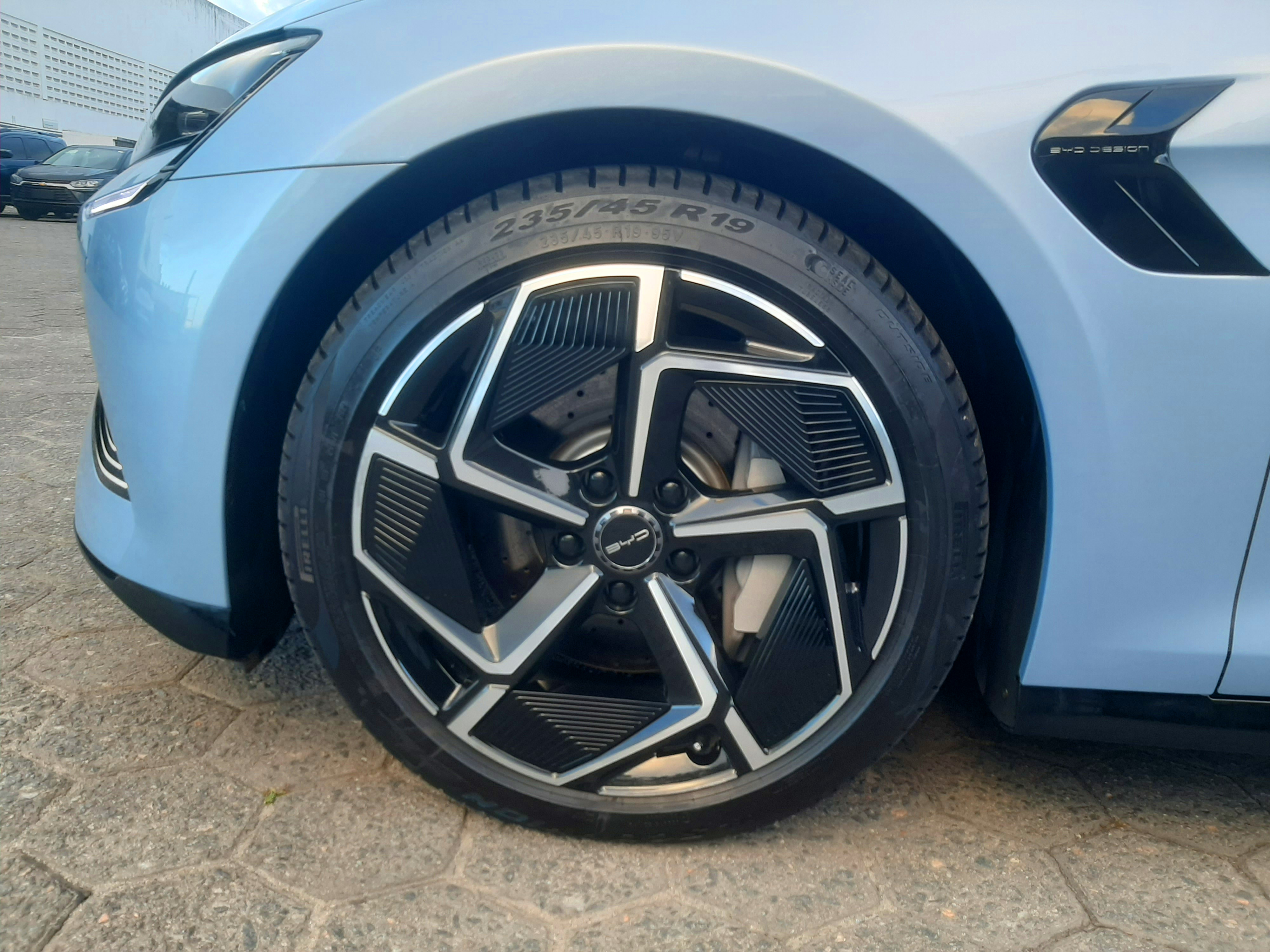 BYD SEAL