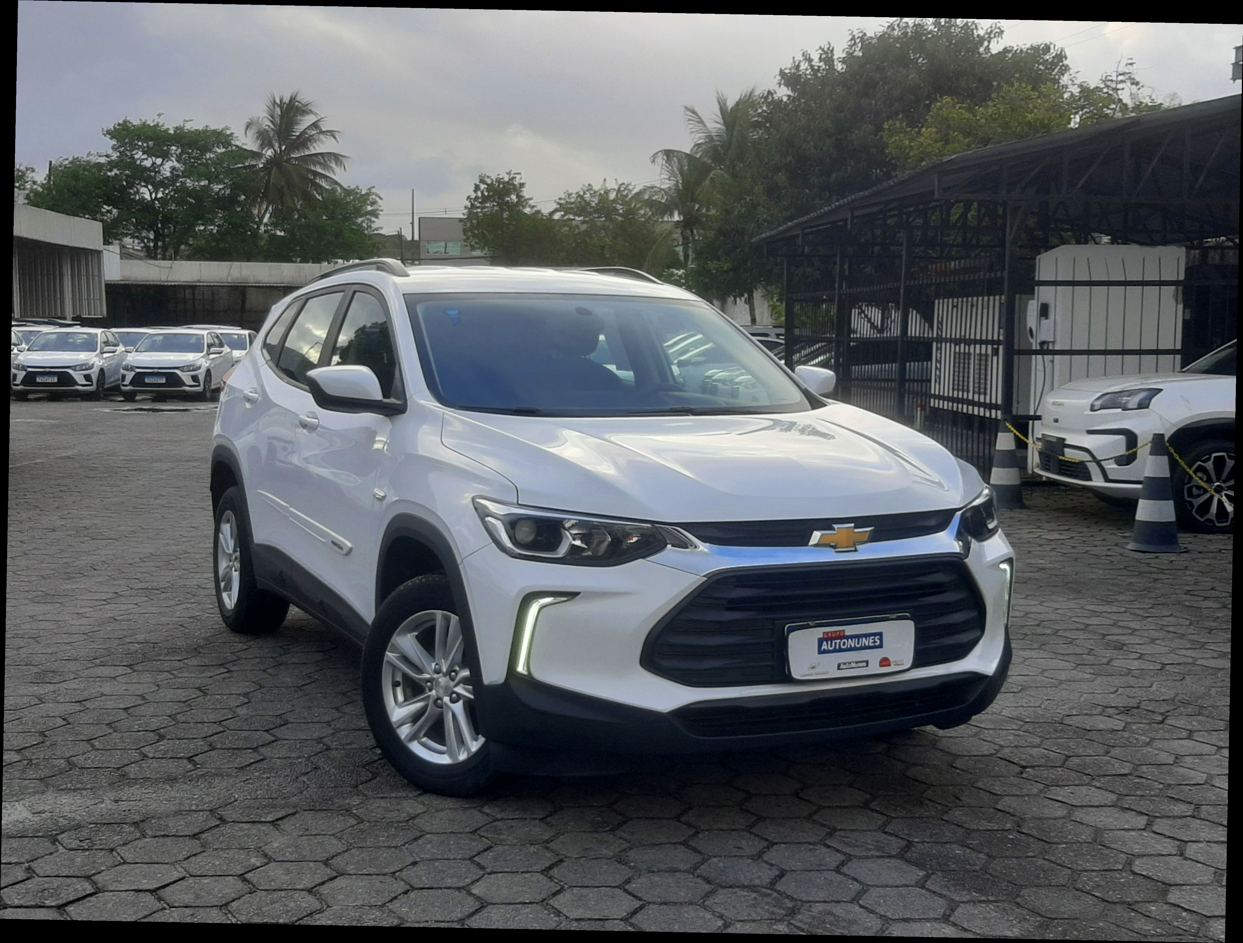 CHEVROLET TRACKER