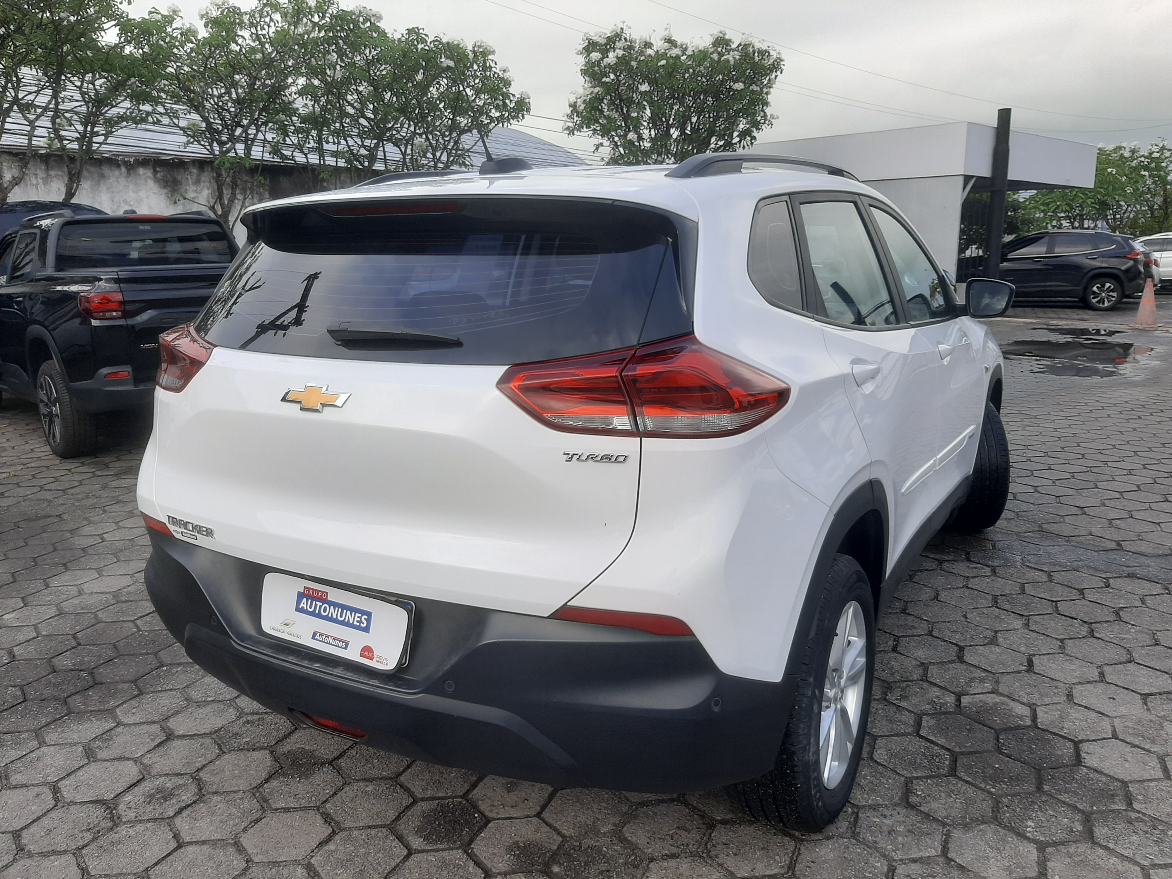 CHEVROLET TRACKER